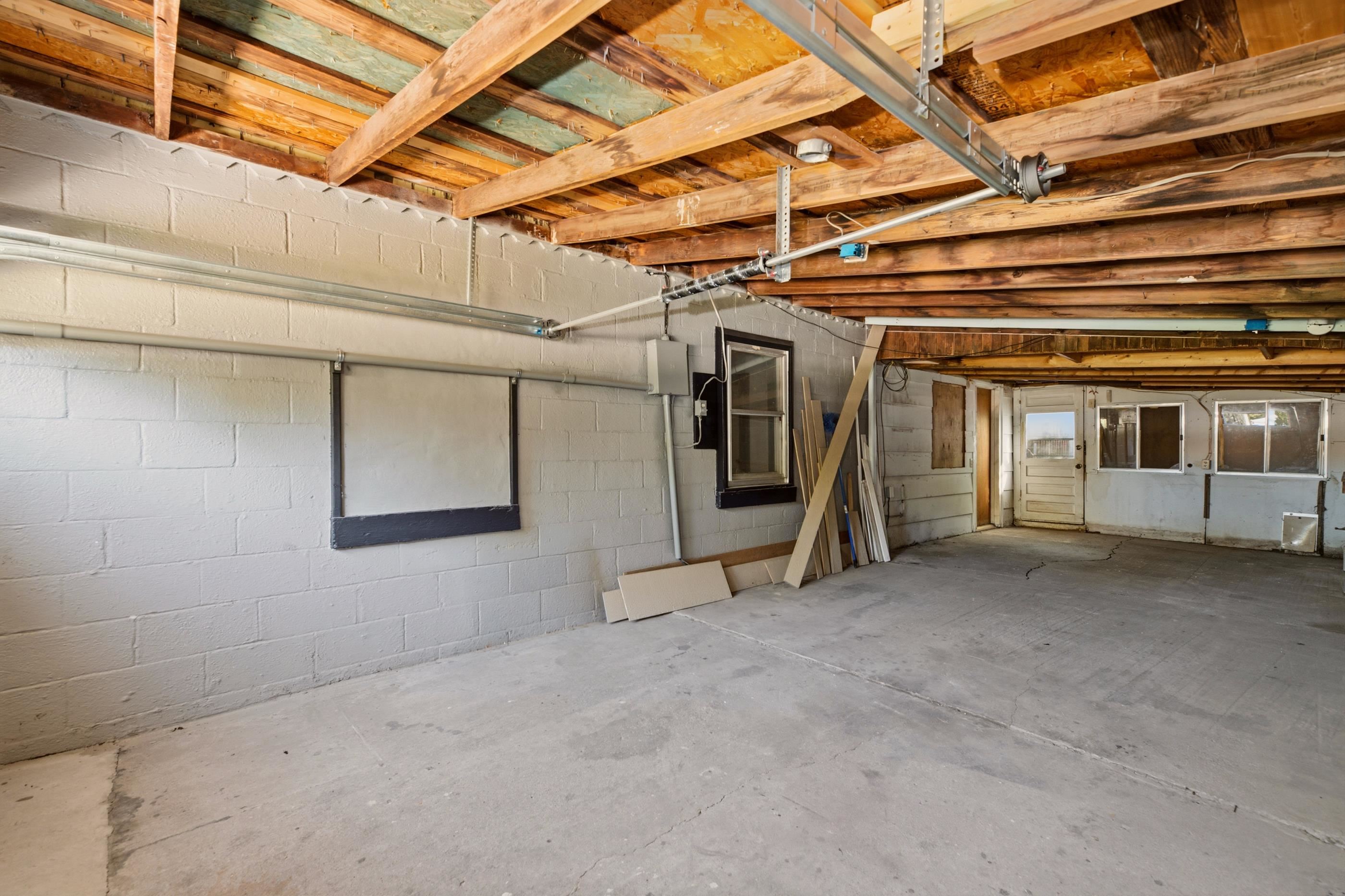 306 N Washington St Property Photo 33