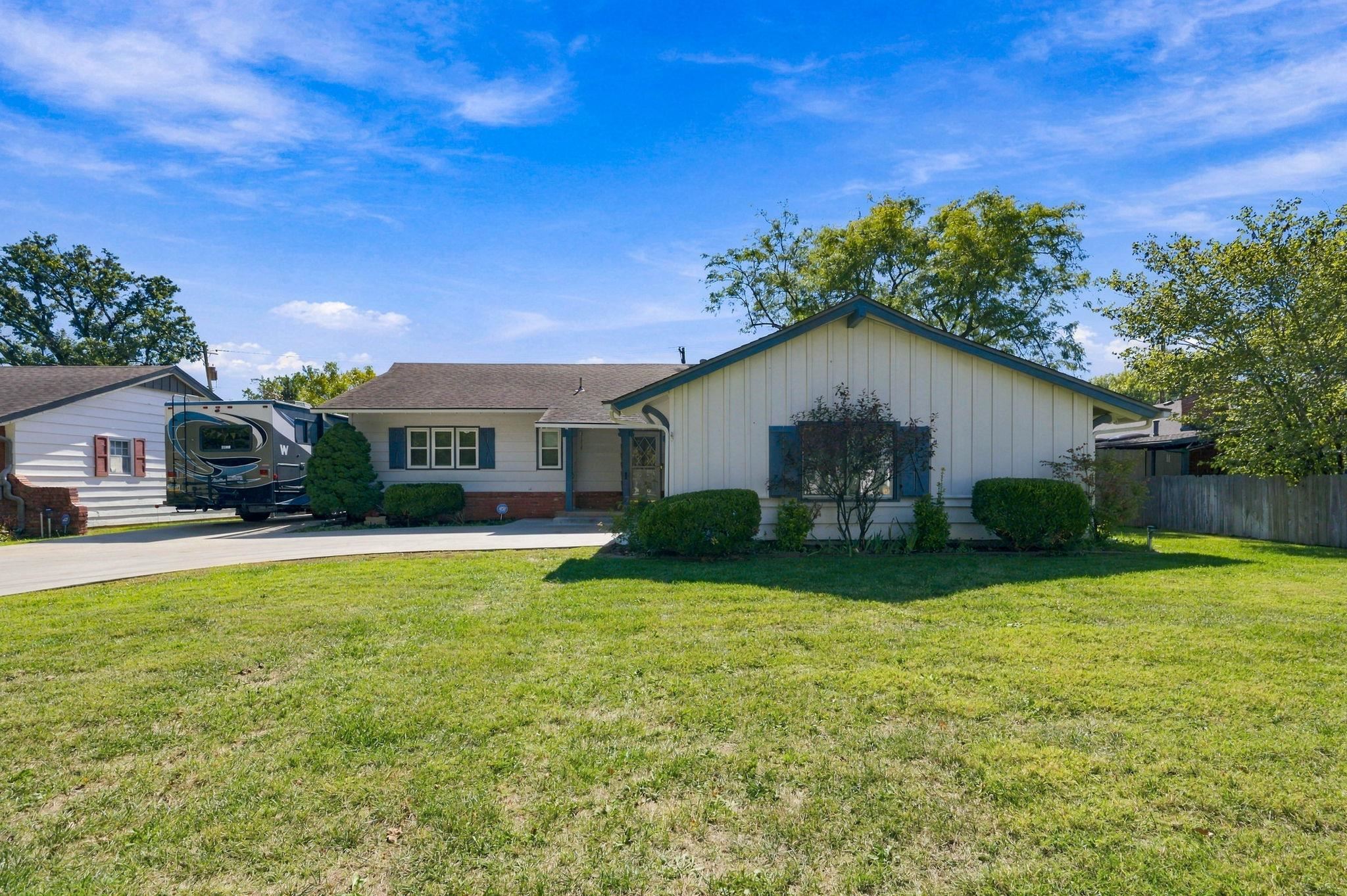 6407 E Rockwood Rd. Property Photo 1