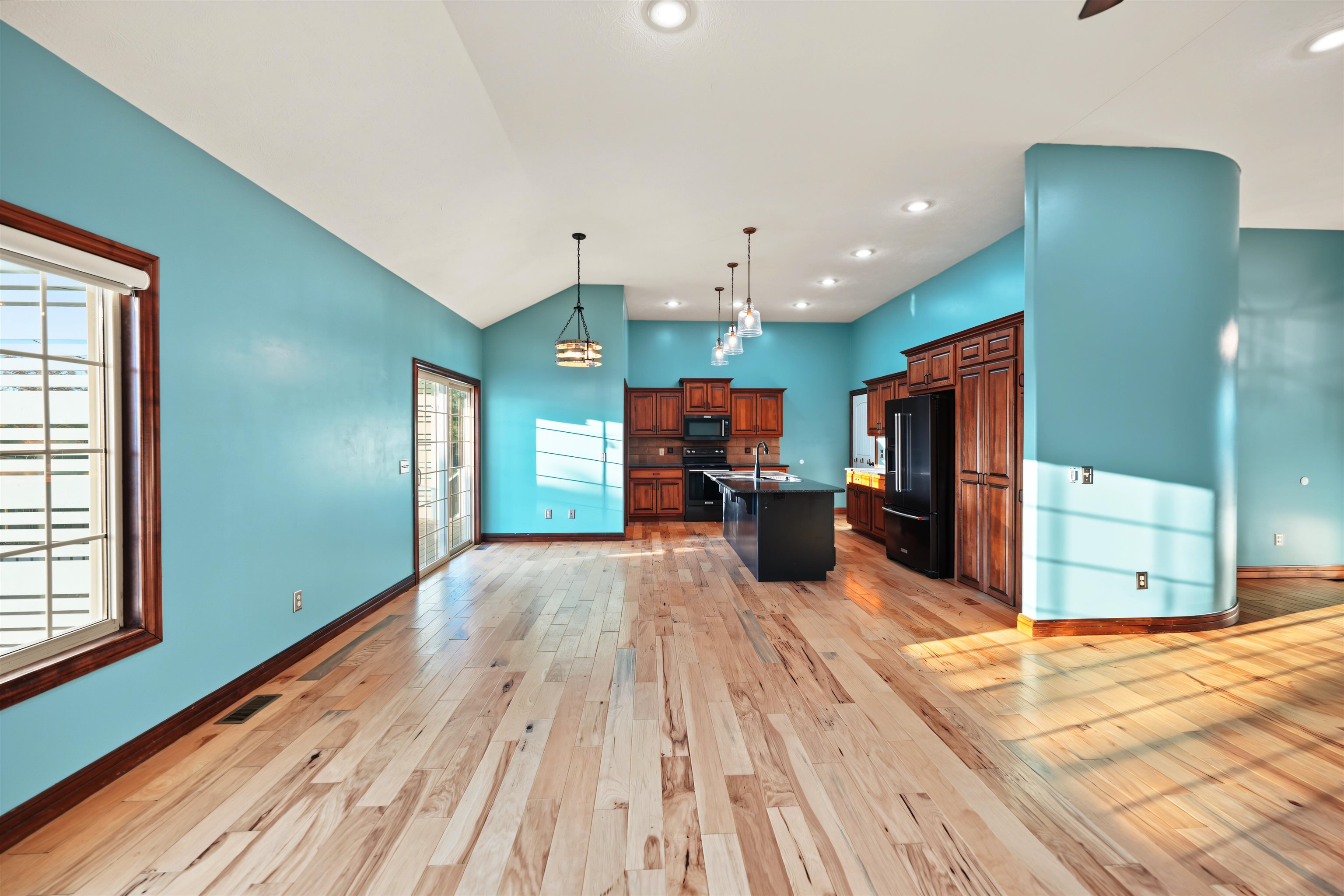 2208 Brookefield Dr Property Photo 6