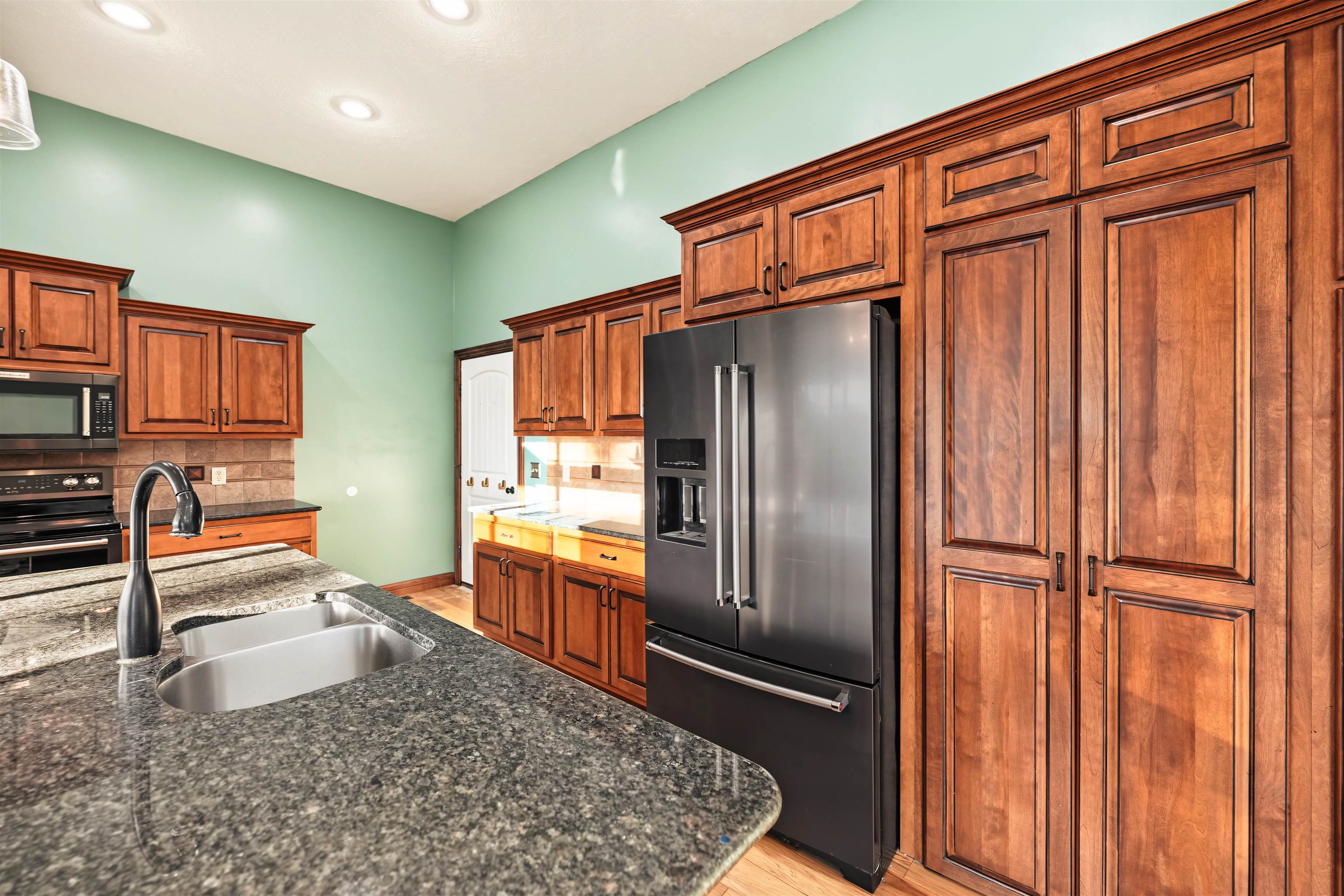 2208 Brookefield Dr Property Photo 8