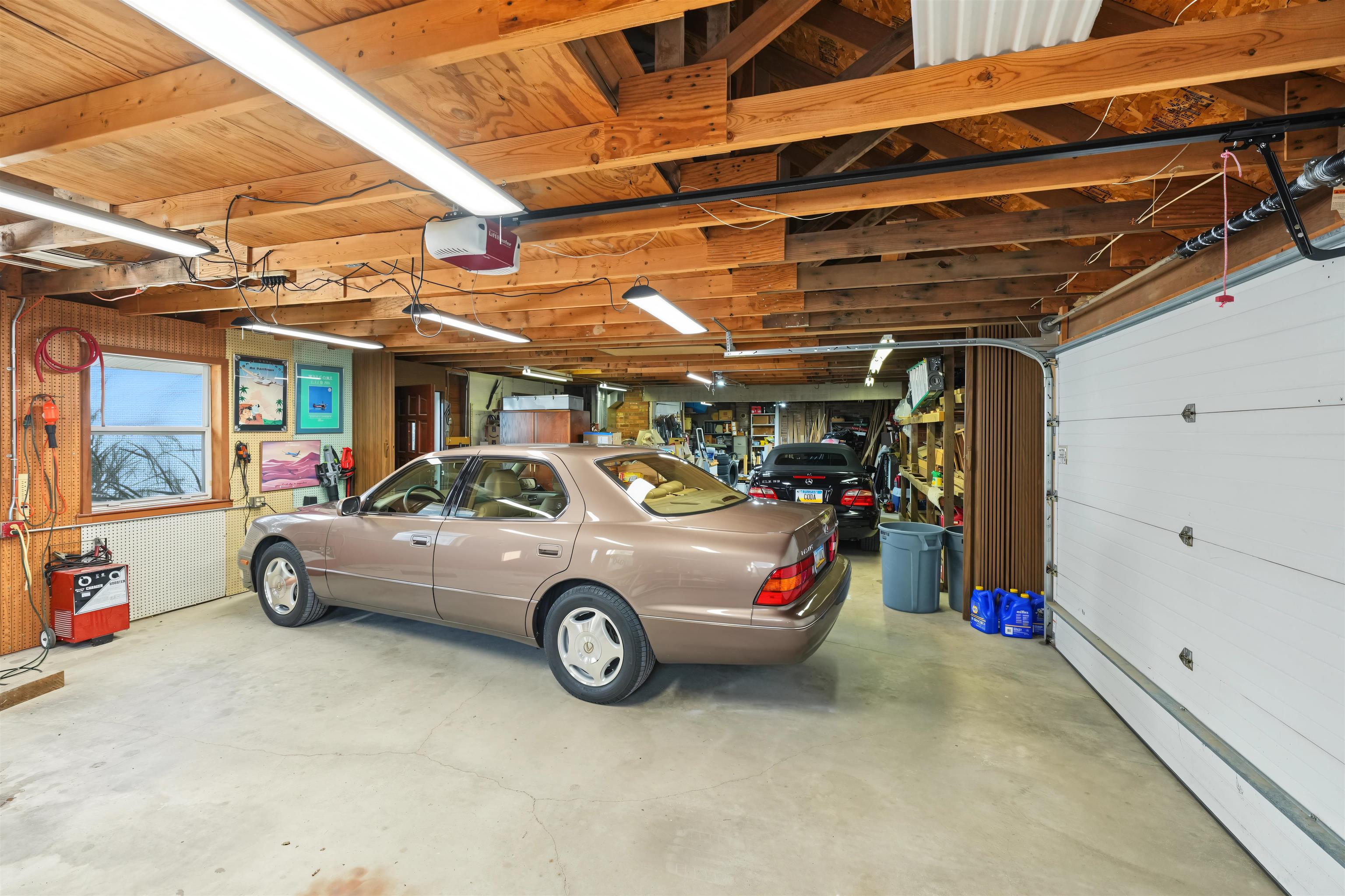 202 N Lincoln St. Property Photo 30