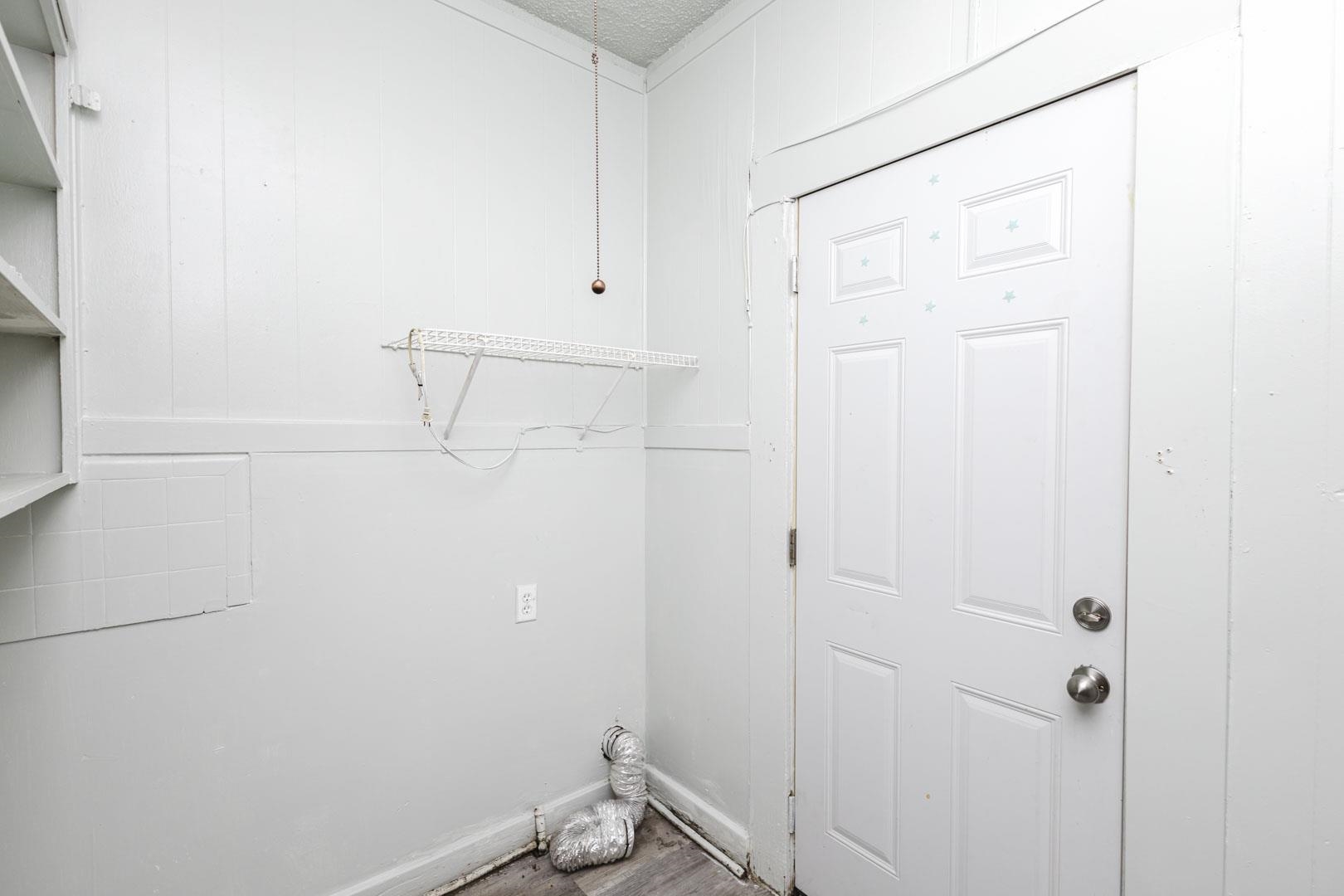 1440 S Main Property Photo 8