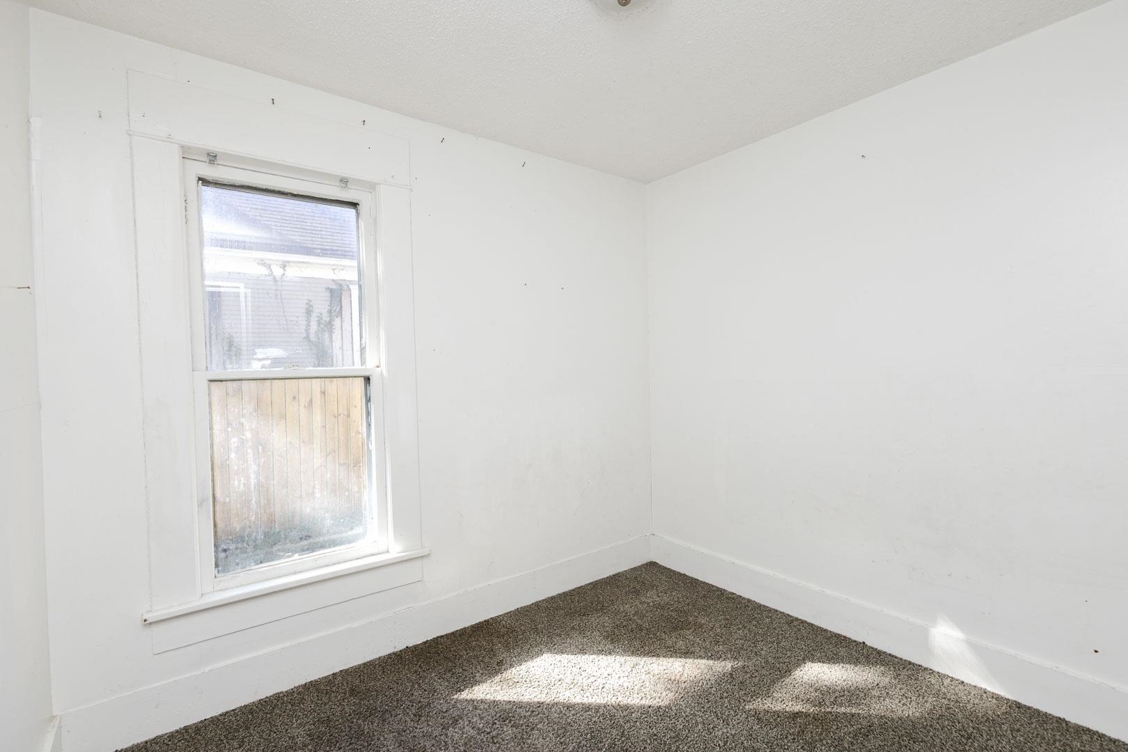 1440 S Main Property Photo 13