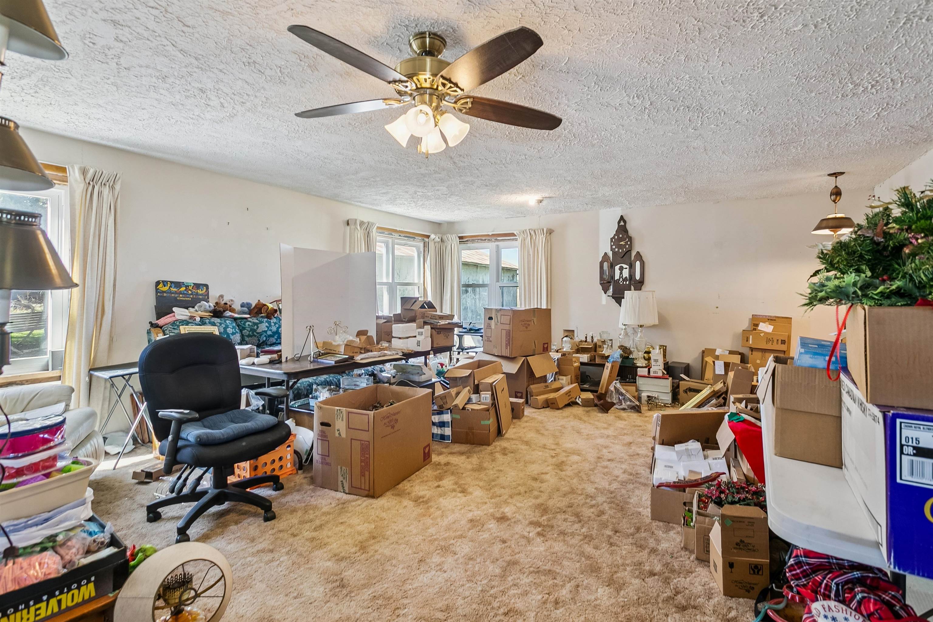 402 W Washington Property Photo 6