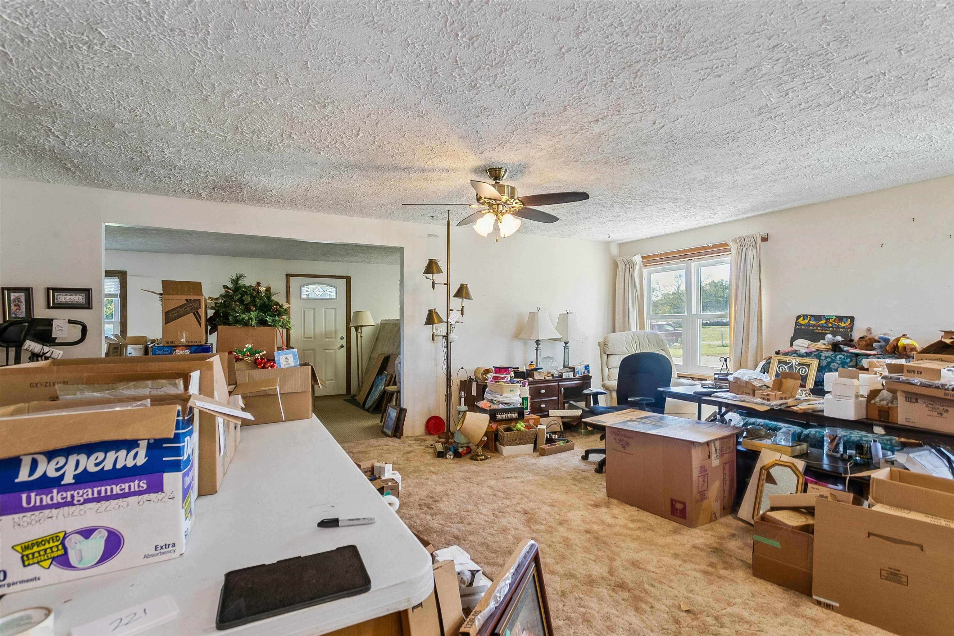 402 W Washington Property Photo 8