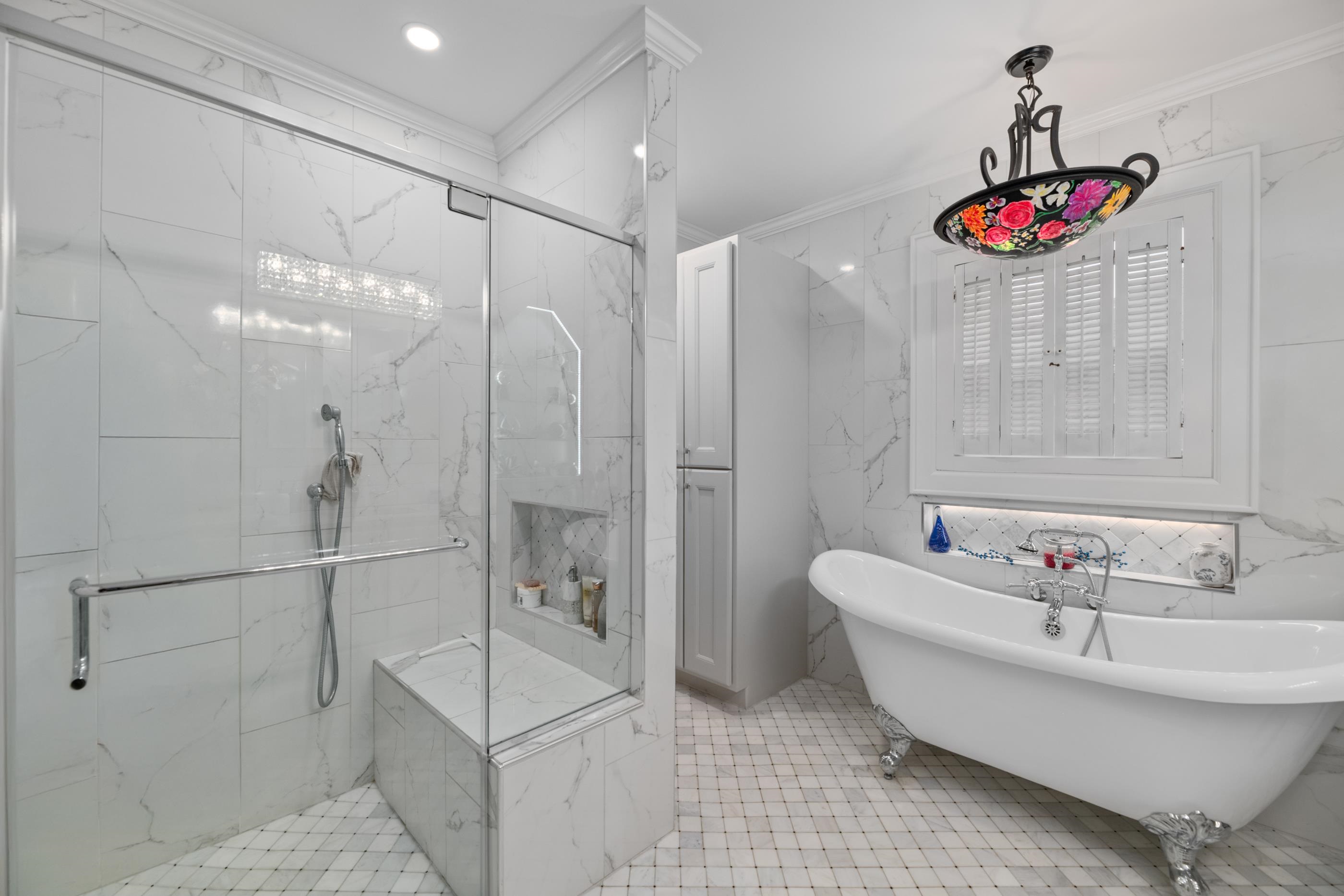 211 N Pershing Ave Property Photo 24