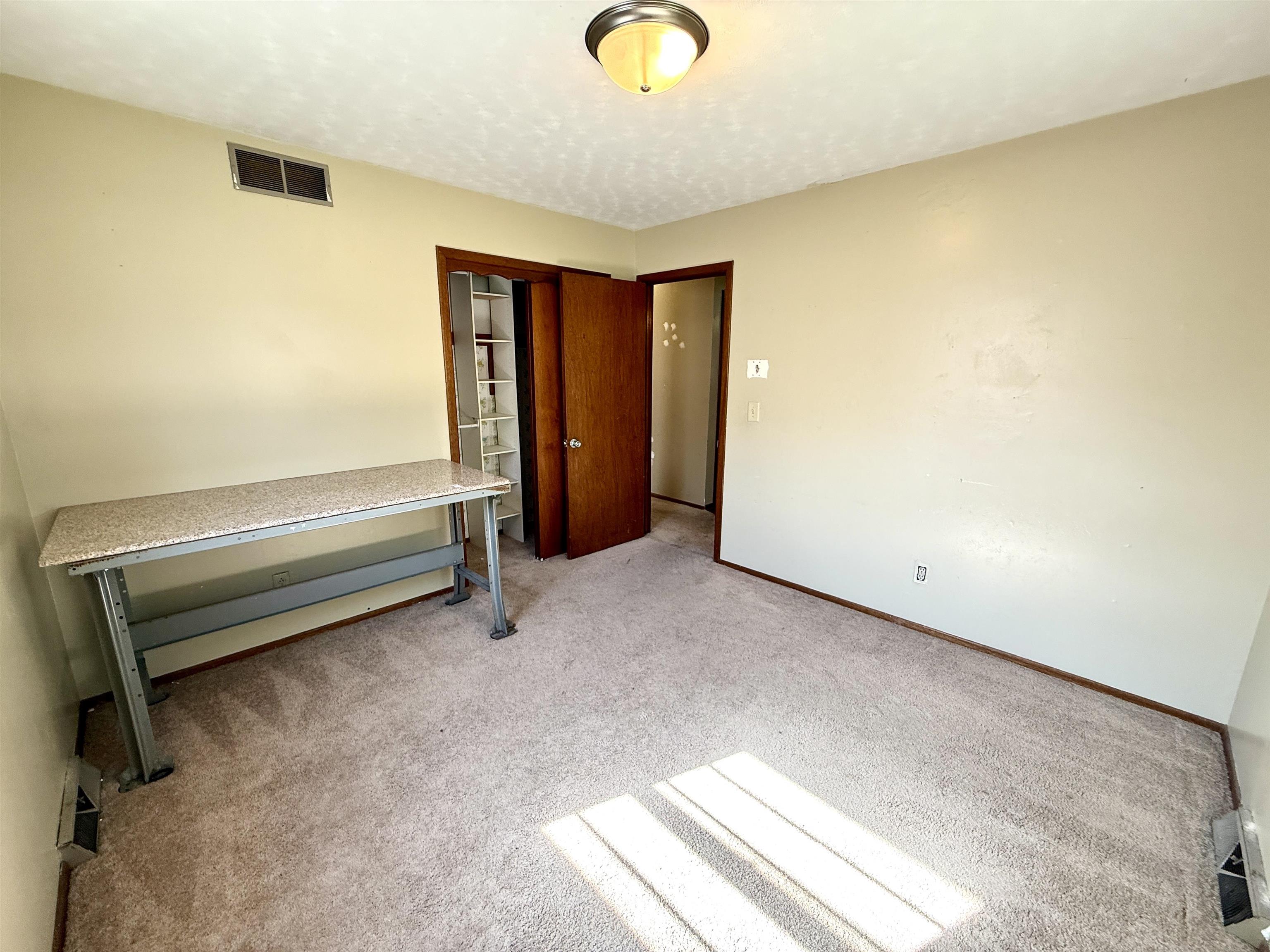 2760 S Bennett Property Photo 11