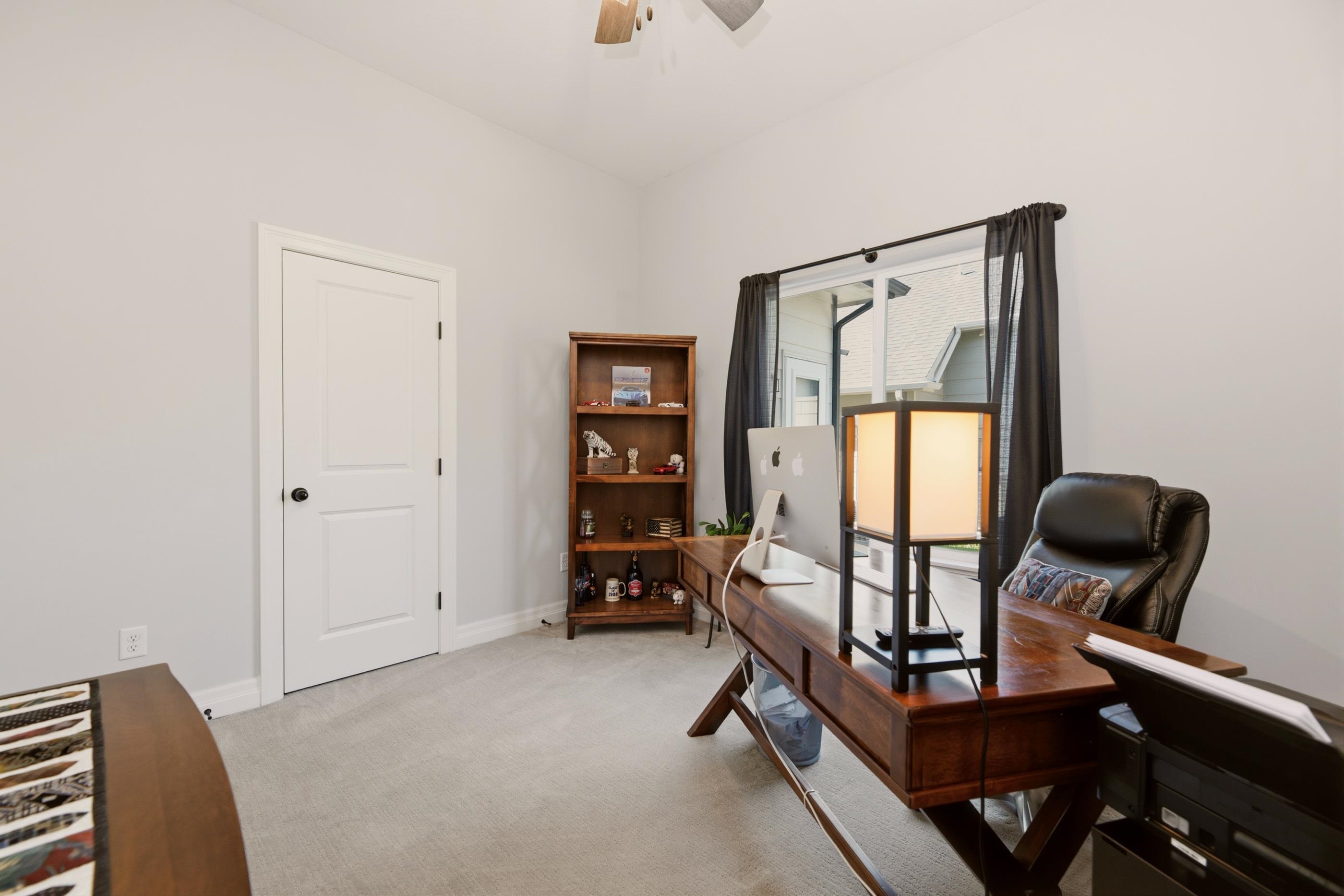 1770 N Forestview Ct Property Photo 25