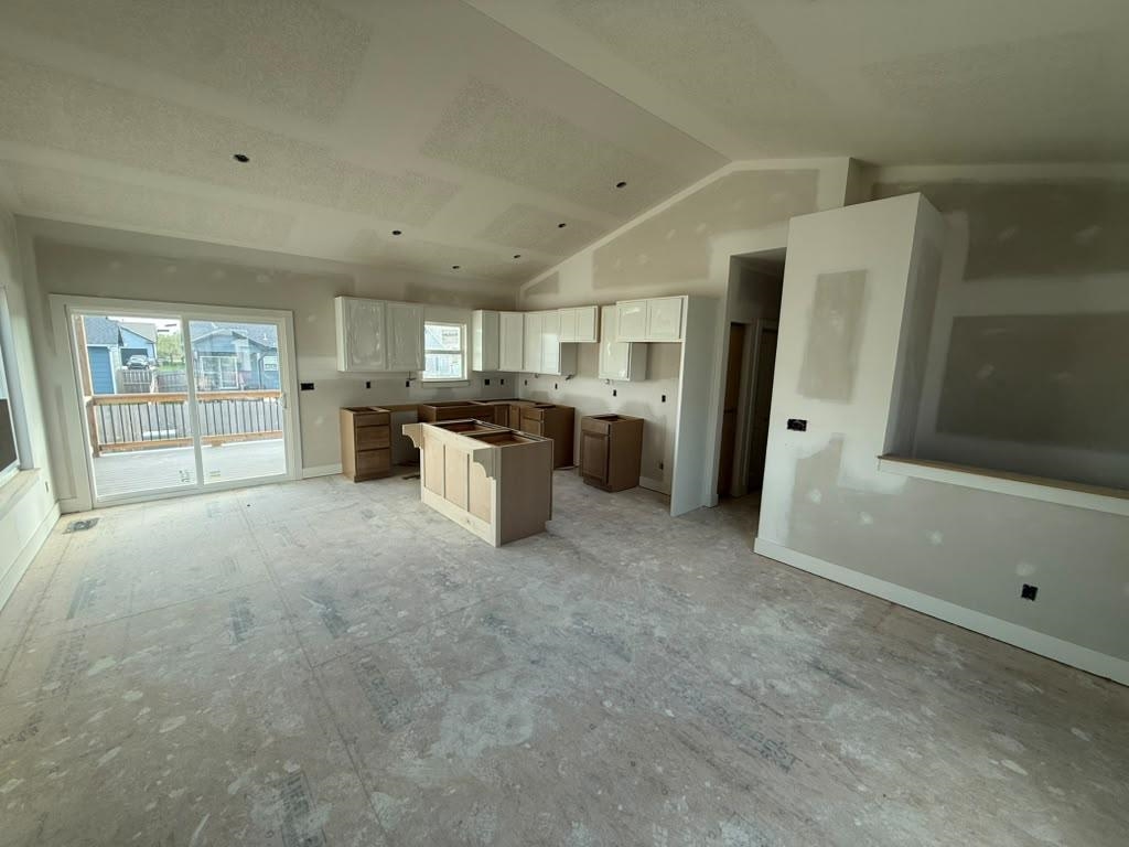 5049 N Toben Ct Property Photo 3
