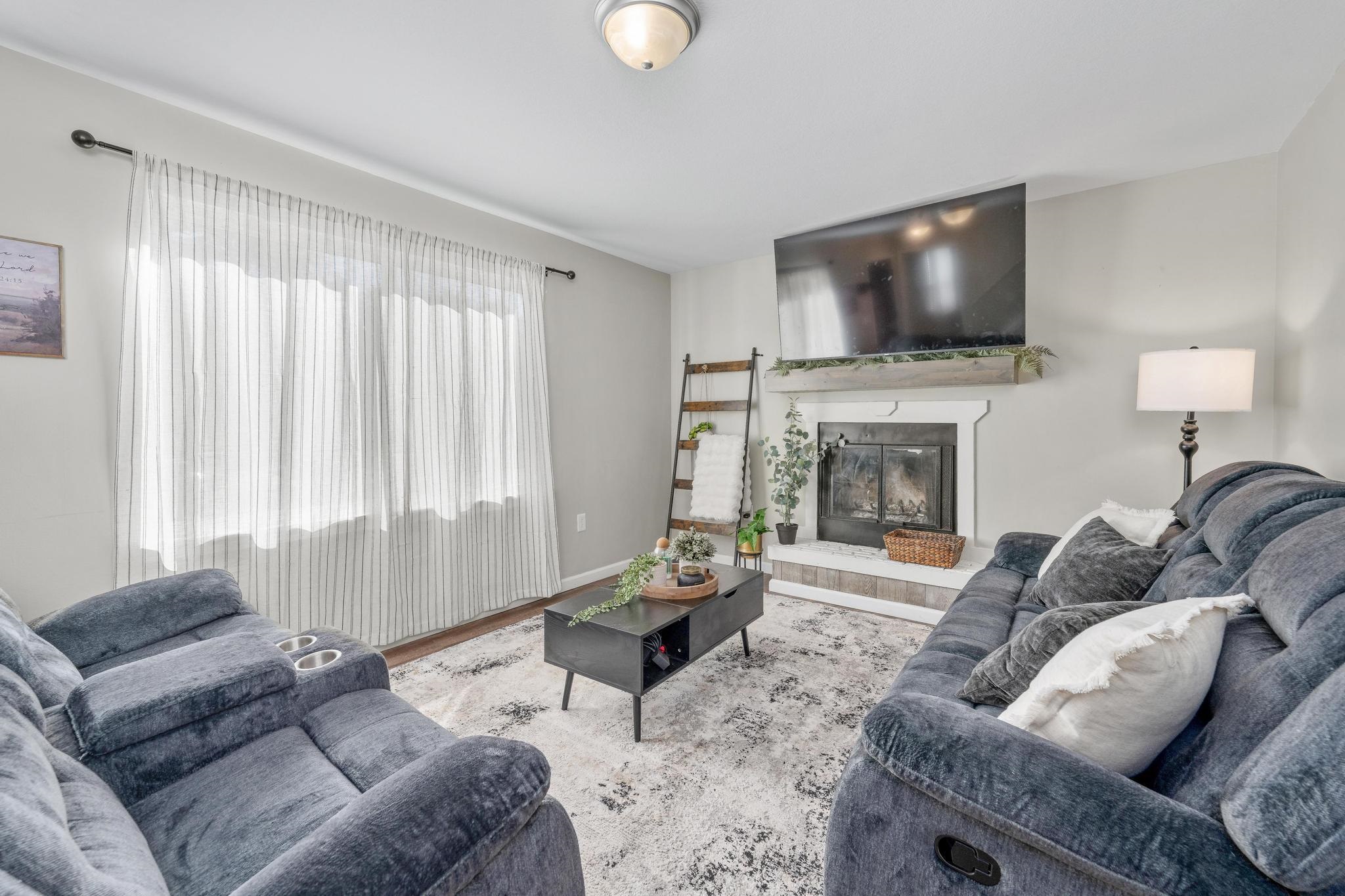 509 S Lakeview Dr Property Photo 4