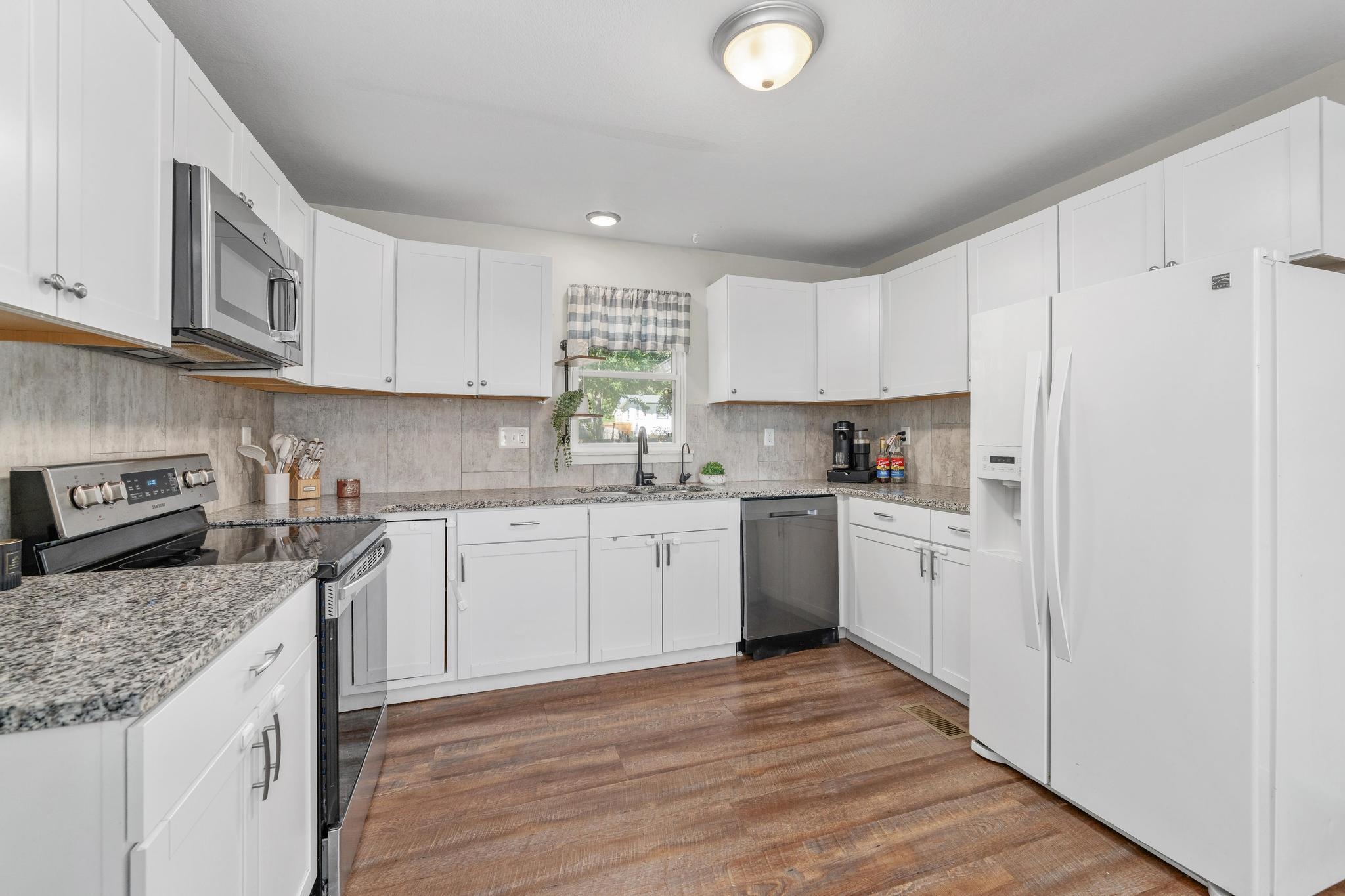 509 S Lakeview Dr Property Photo 9