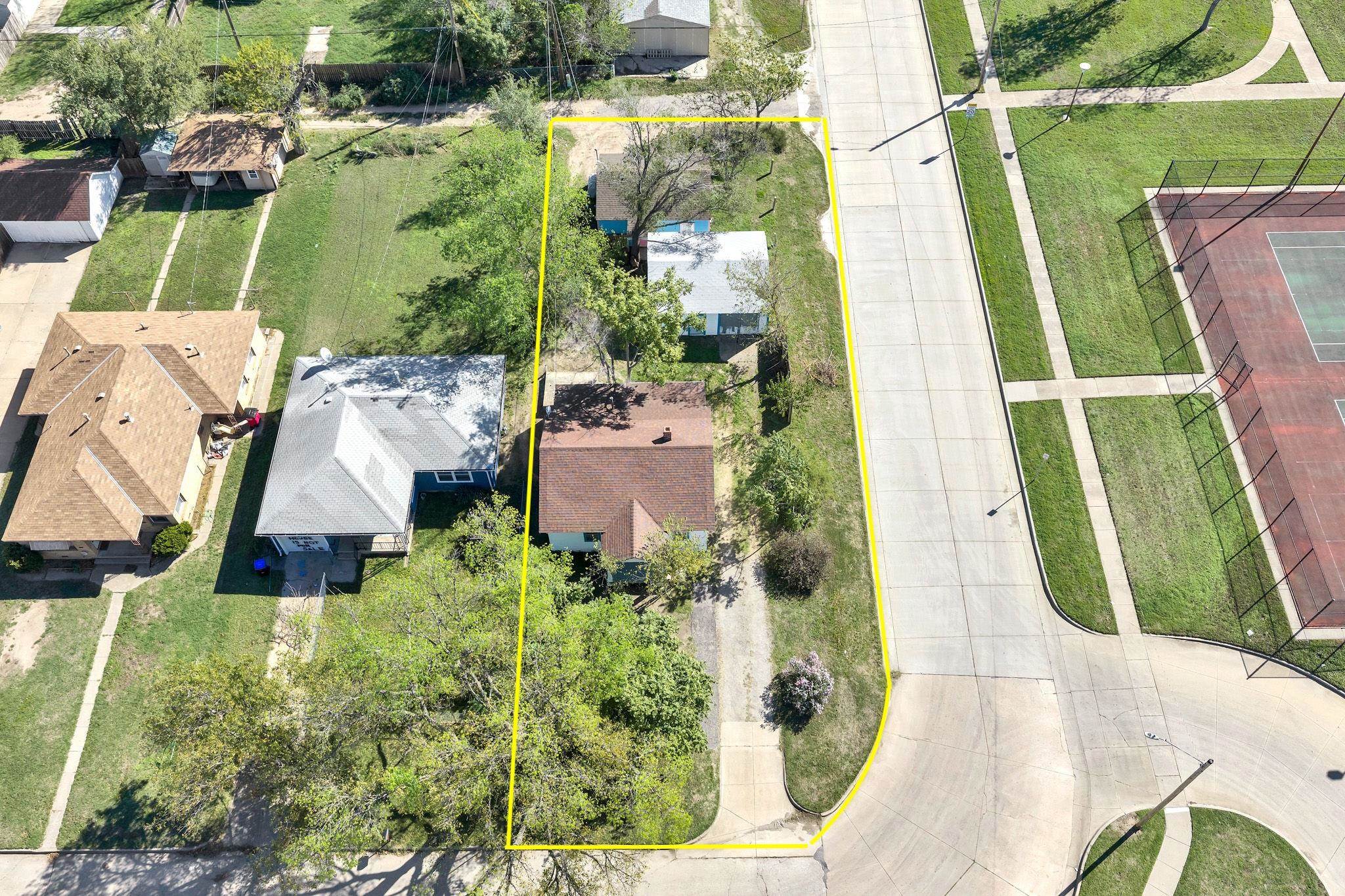 1756 S Martinson Property Photo 34