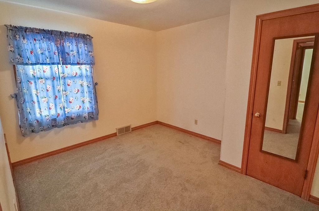 3407 S Downtain Dr Property Photo 4