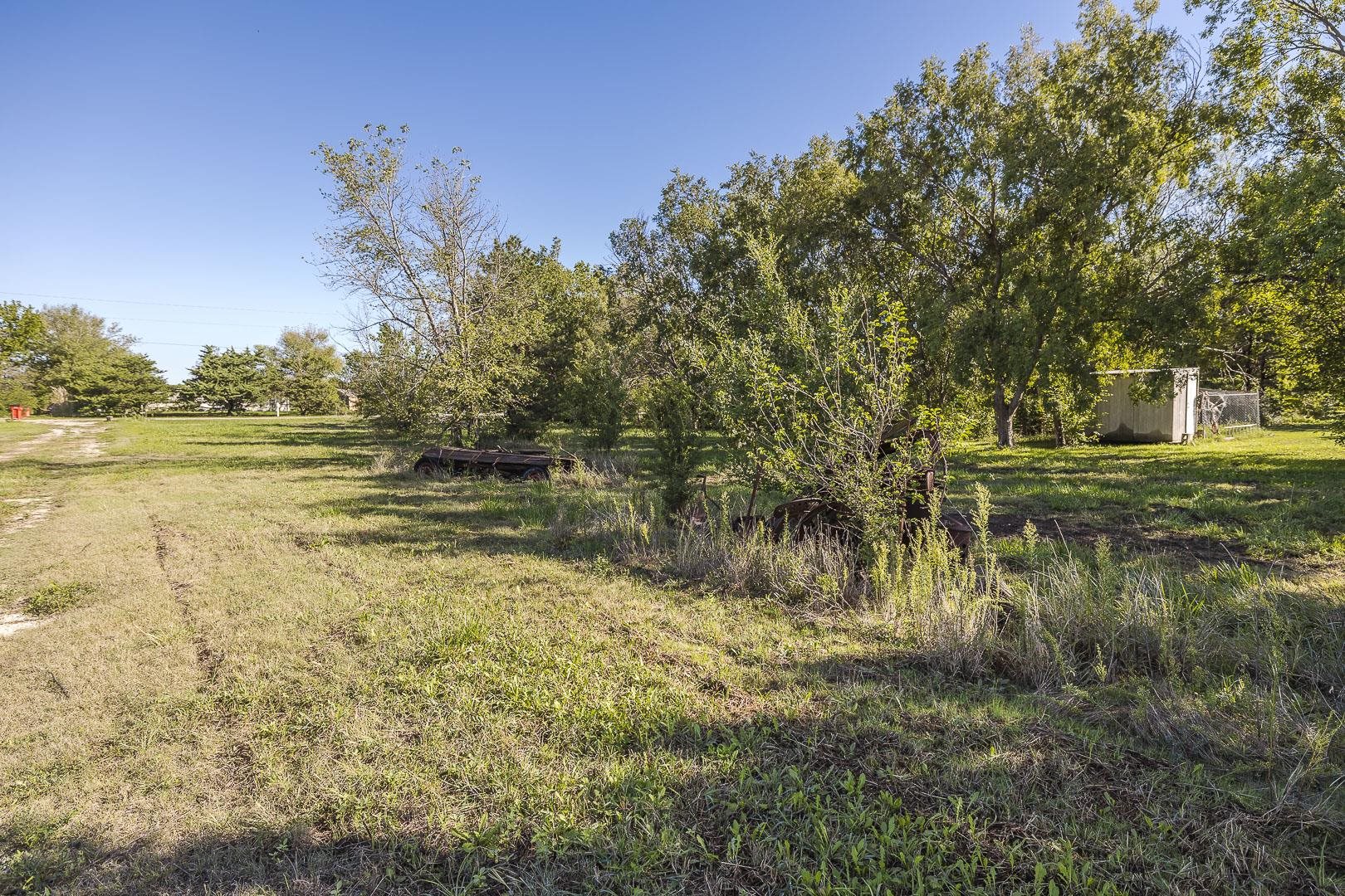 0.93+/- Acres O Creed St. Property Photo 16