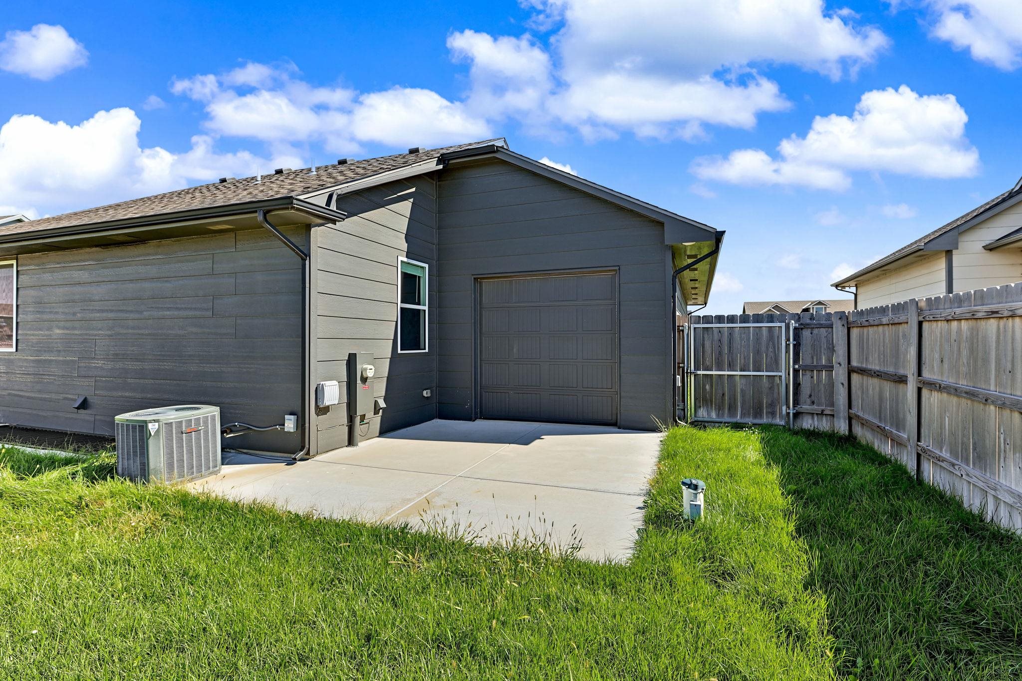 2109 S Michelle Property Photo 31