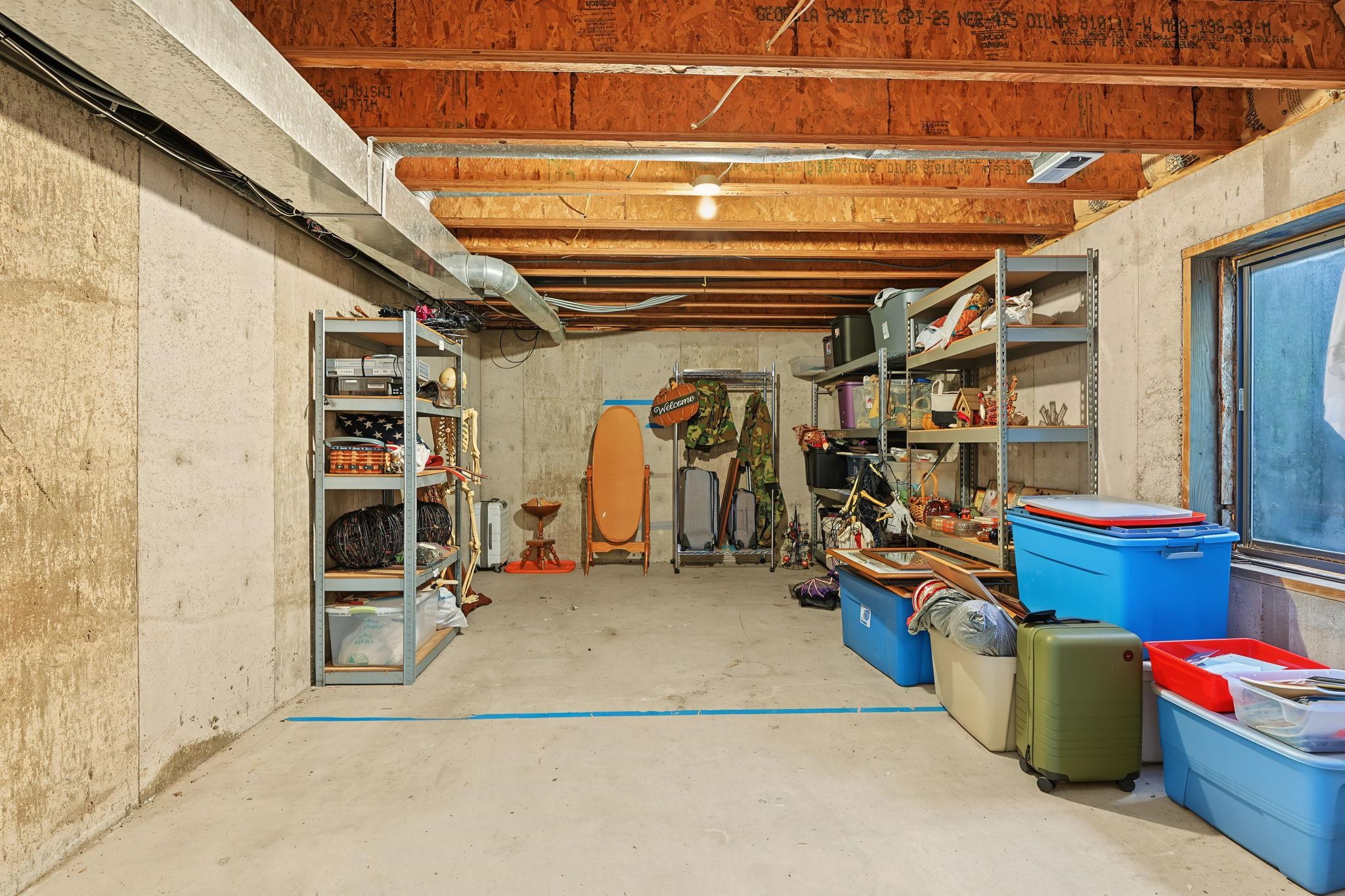 1516 E Rose Lane Property Photo 16