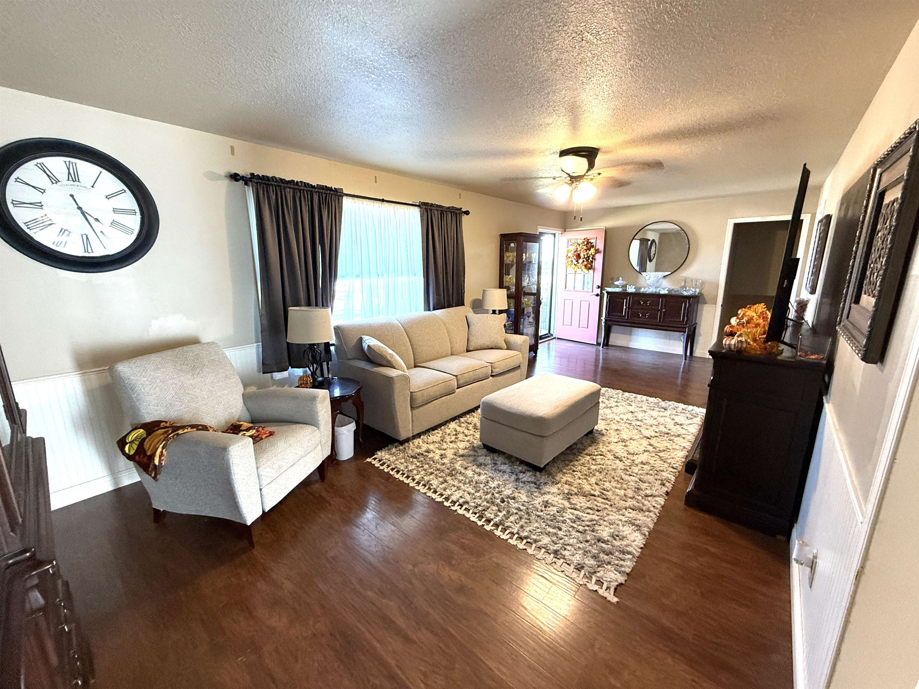 109 N Lisa Circle Property Photo 4
