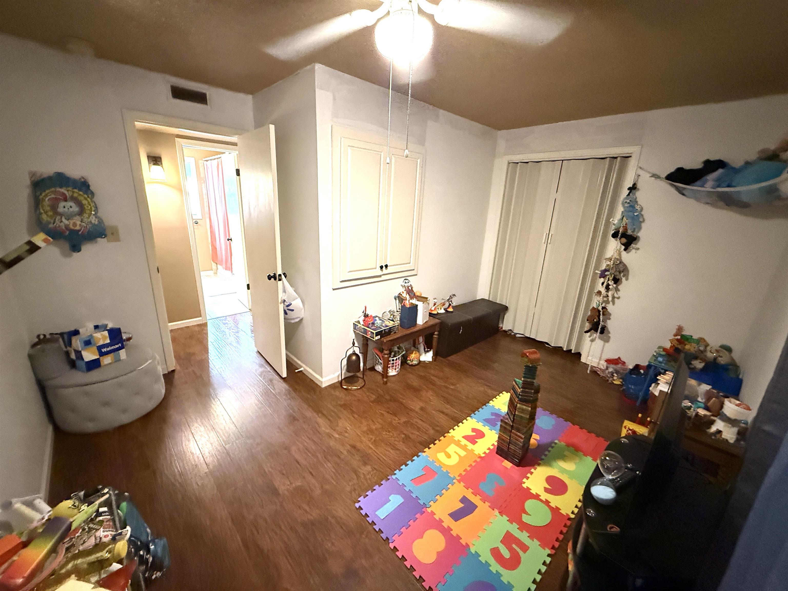 109 N Lisa Circle Property Photo 18