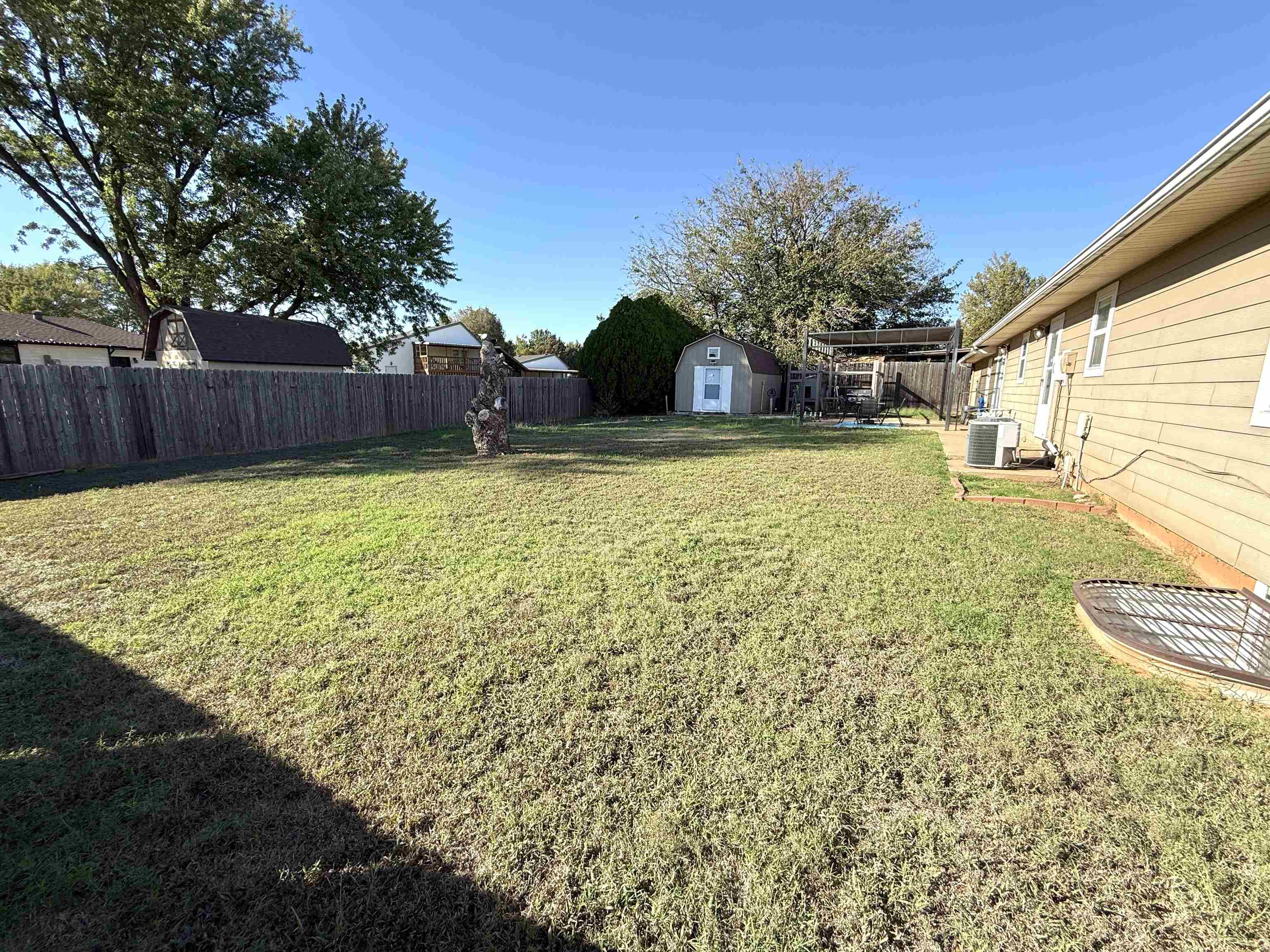 109 N Lisa Circle Property Photo 32