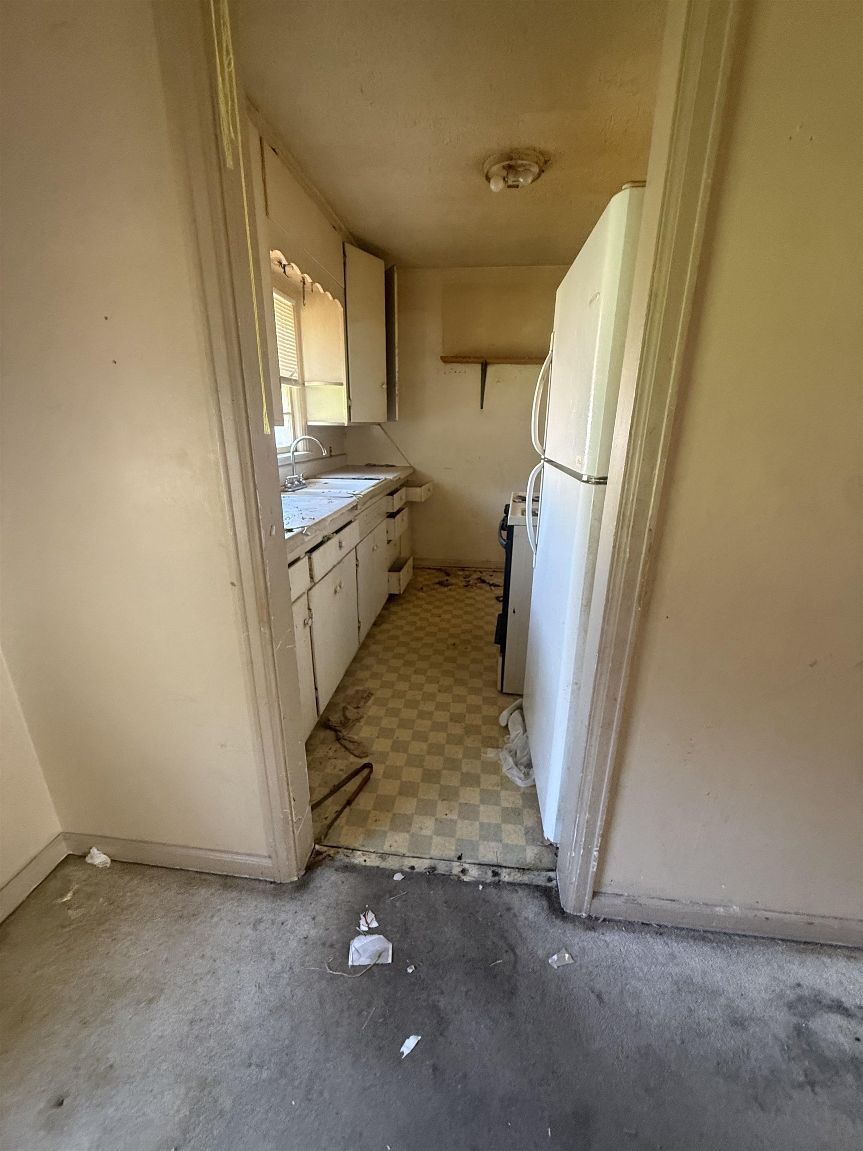2419 S Greenwood St Property Photo 10