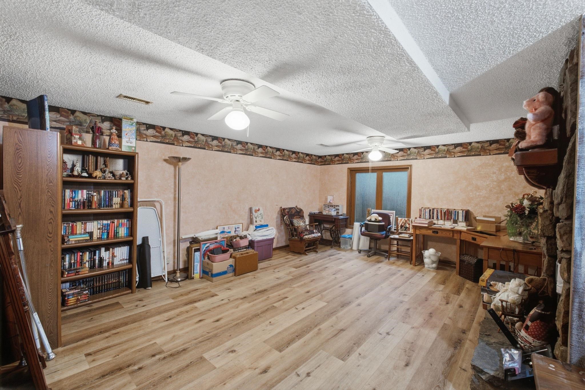 11539 W 1st St N Property Photo 23
