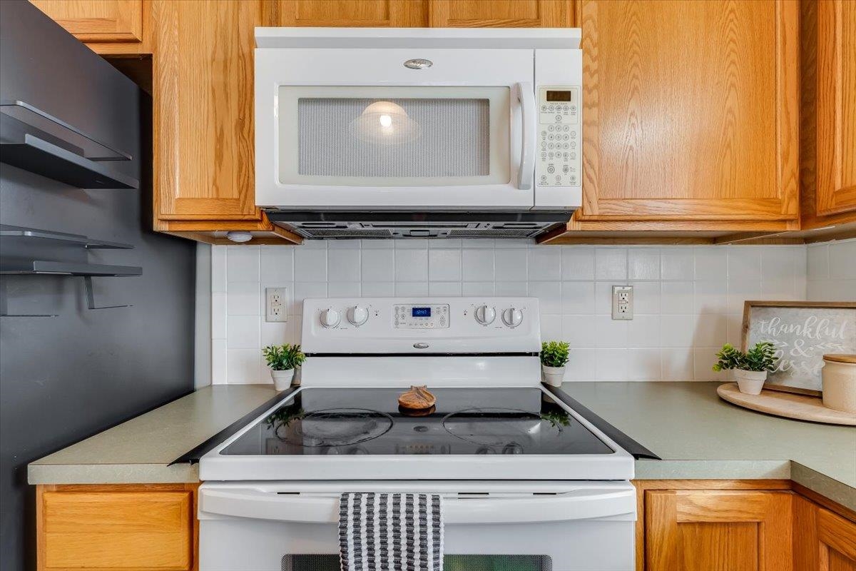 1410 N Decker St Property Photo 17