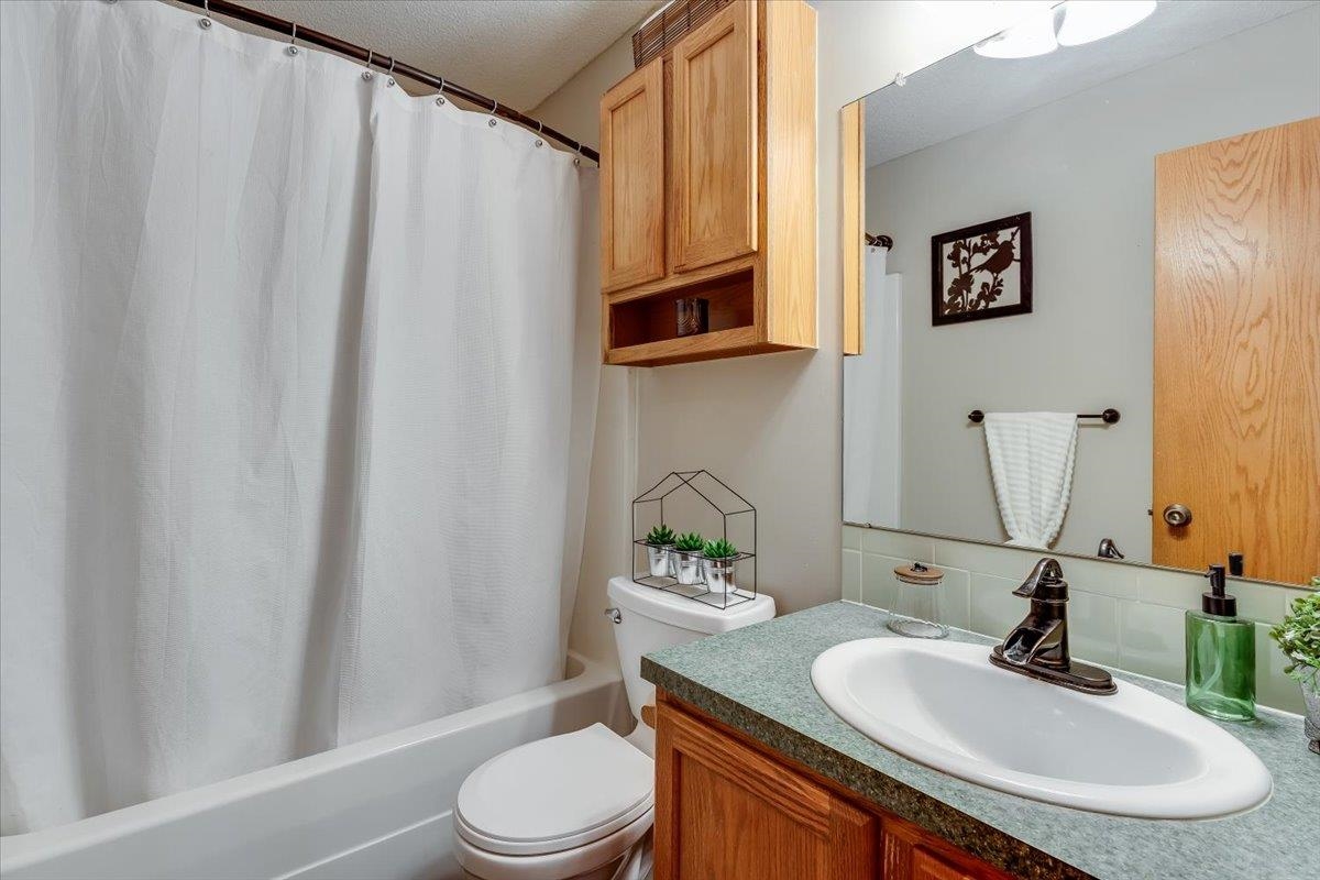 1410 N Decker St Property Photo 23