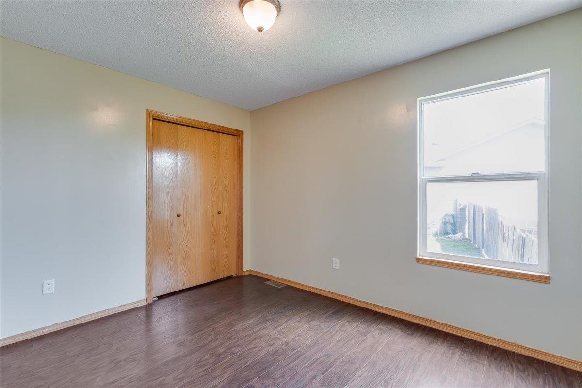 1410 N Decker St Property Photo 28