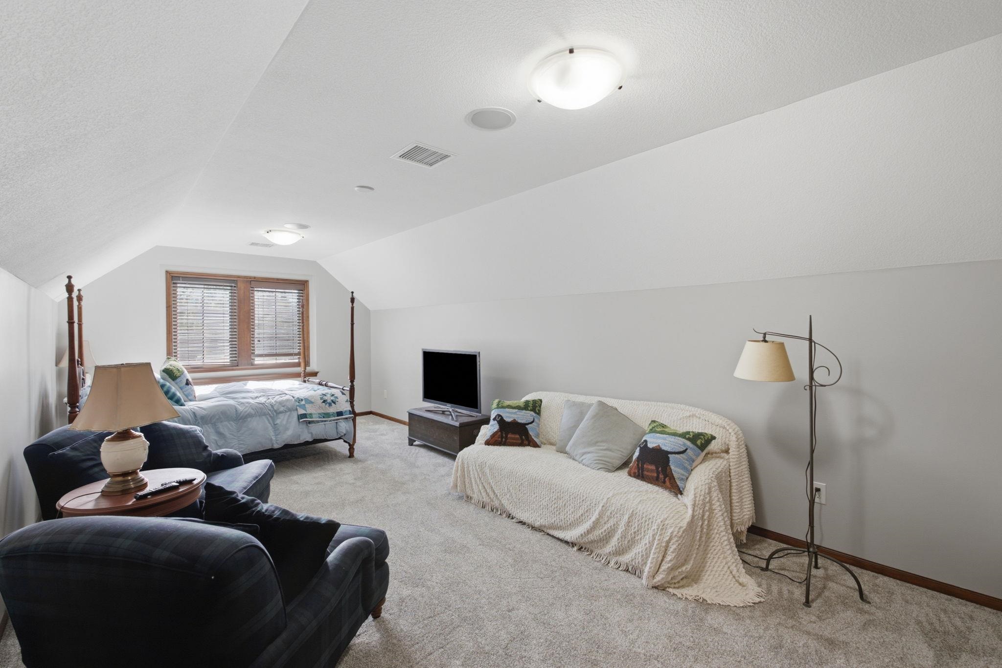 8922 W Westlakes Ct Property Photo 18