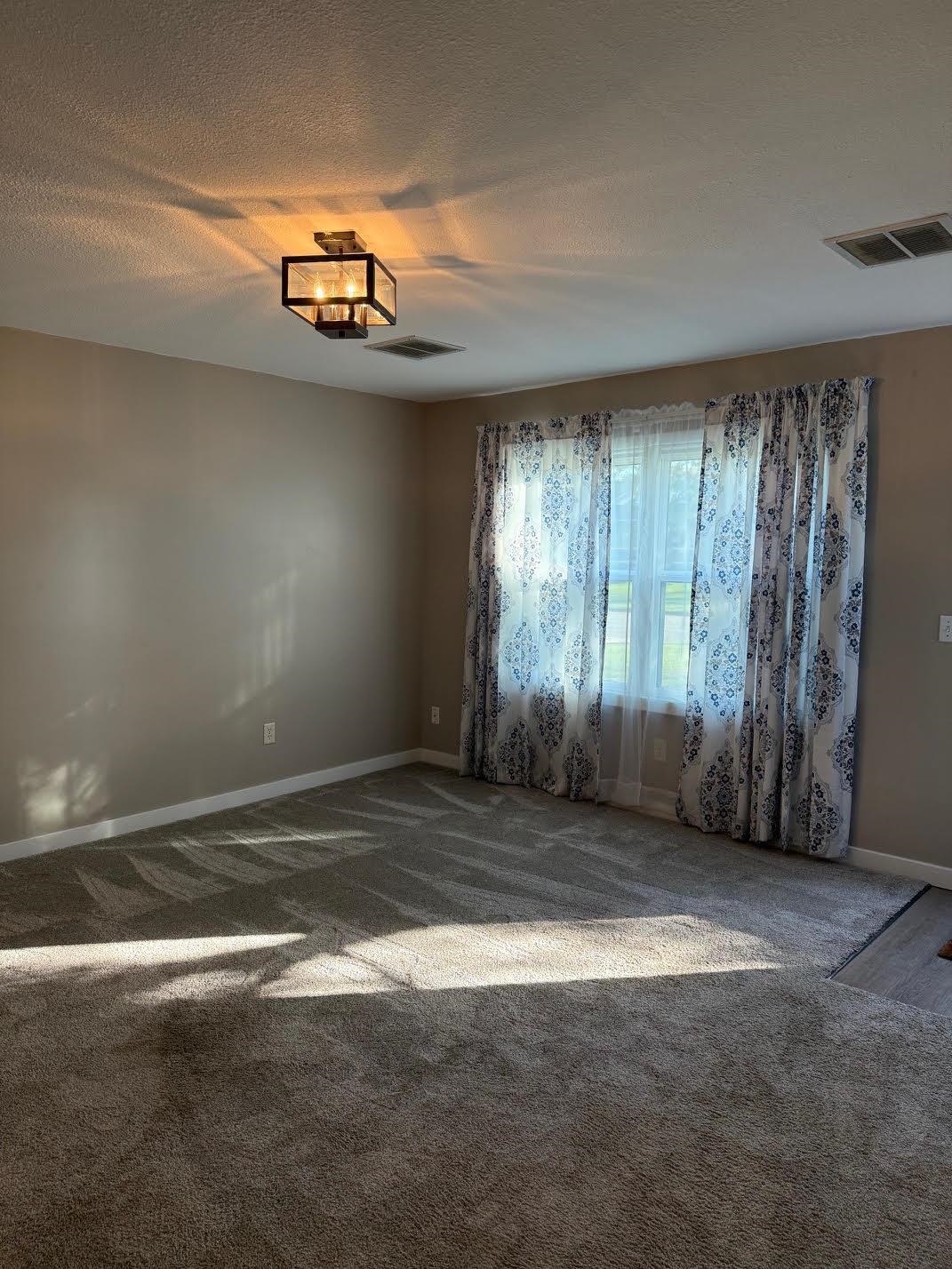 307 N Harrison Property Photo 4