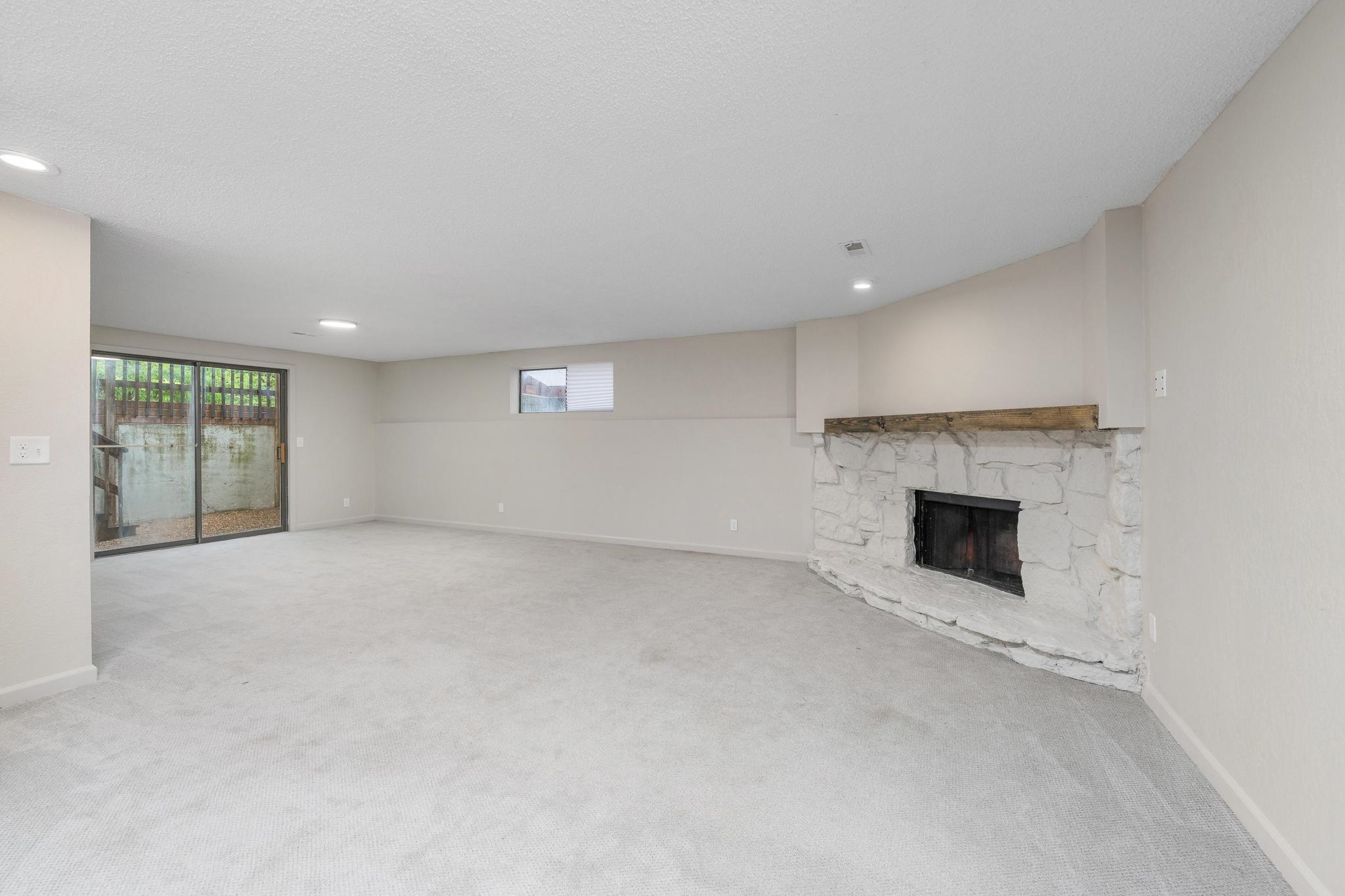 318 N Countryside Ct S Property Photo 17