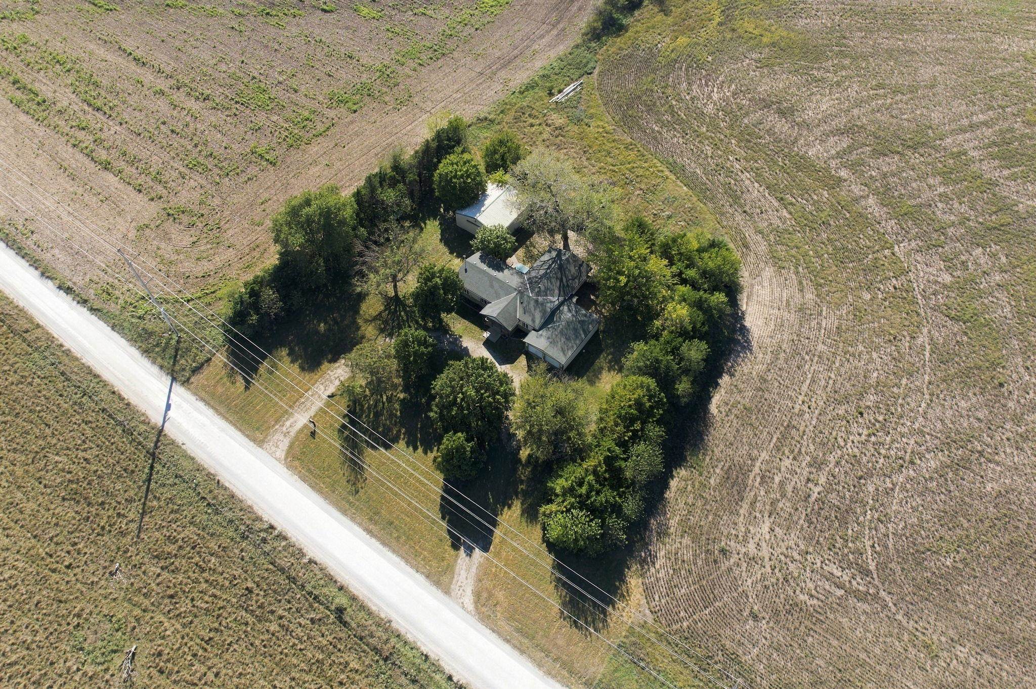 22215 Sw Indianola Rd Property Photo 3