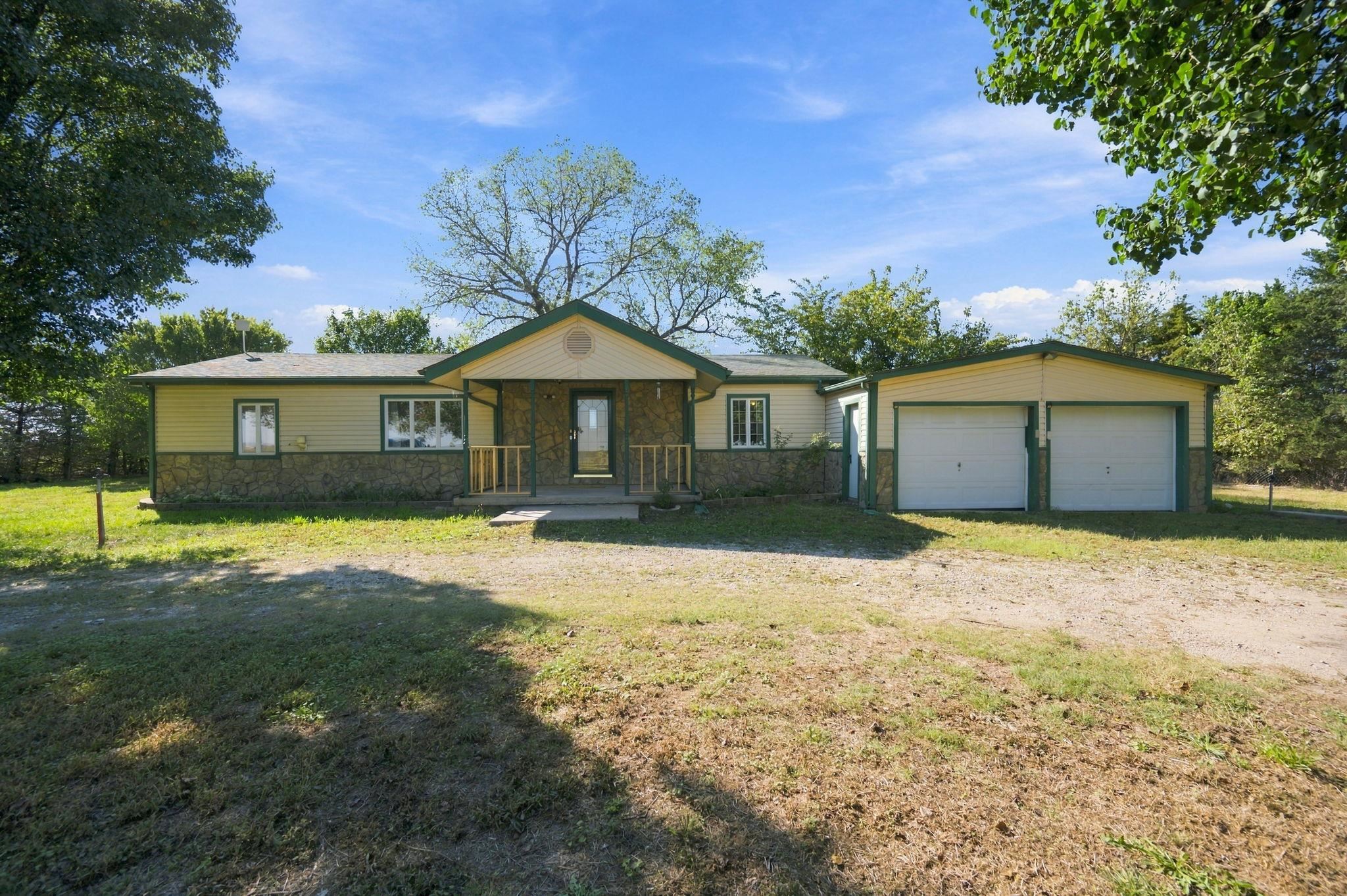 22215 Sw Indianola Rd Property Photo 4