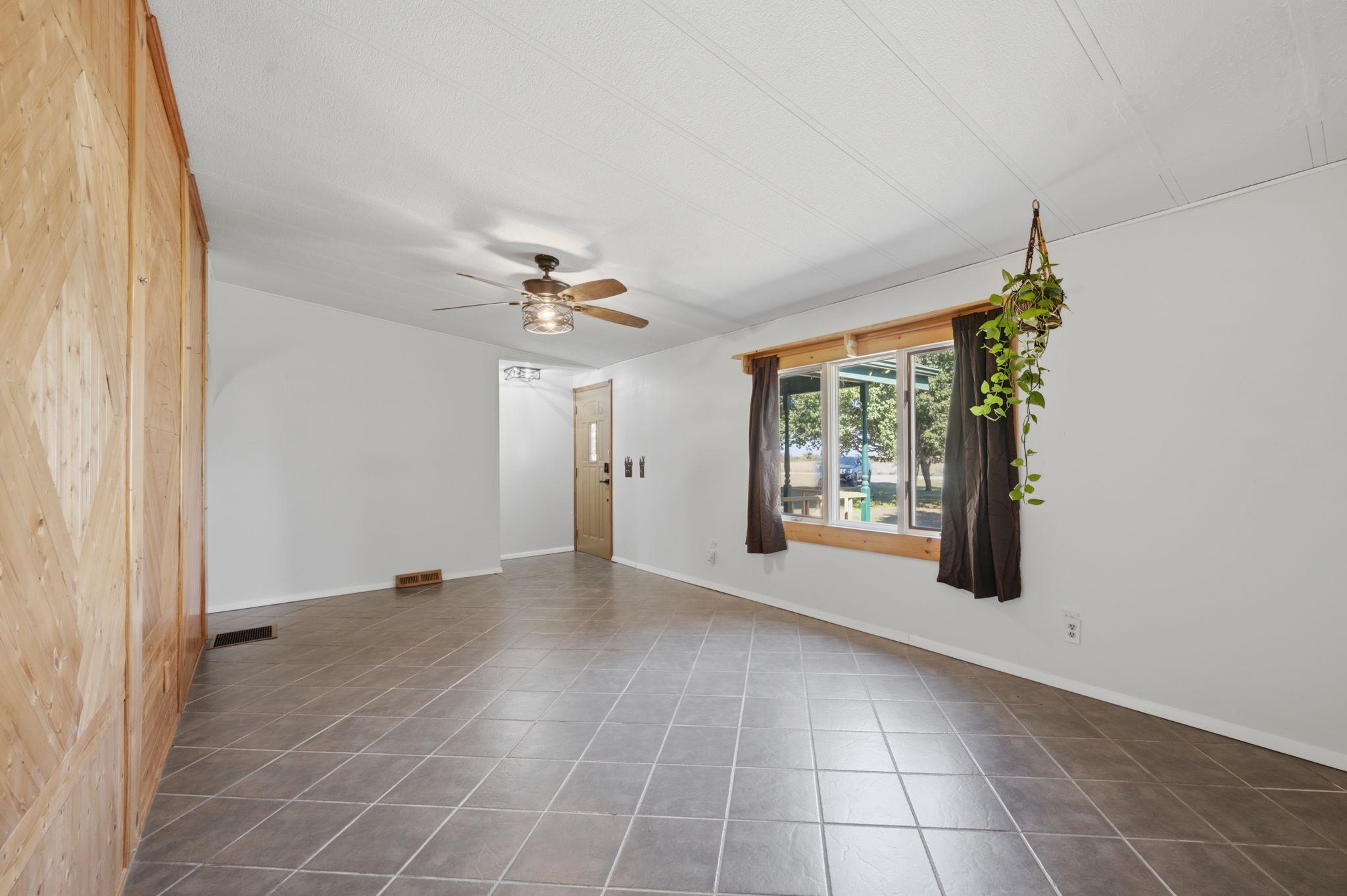 22215 Sw Indianola Rd Property Photo 6