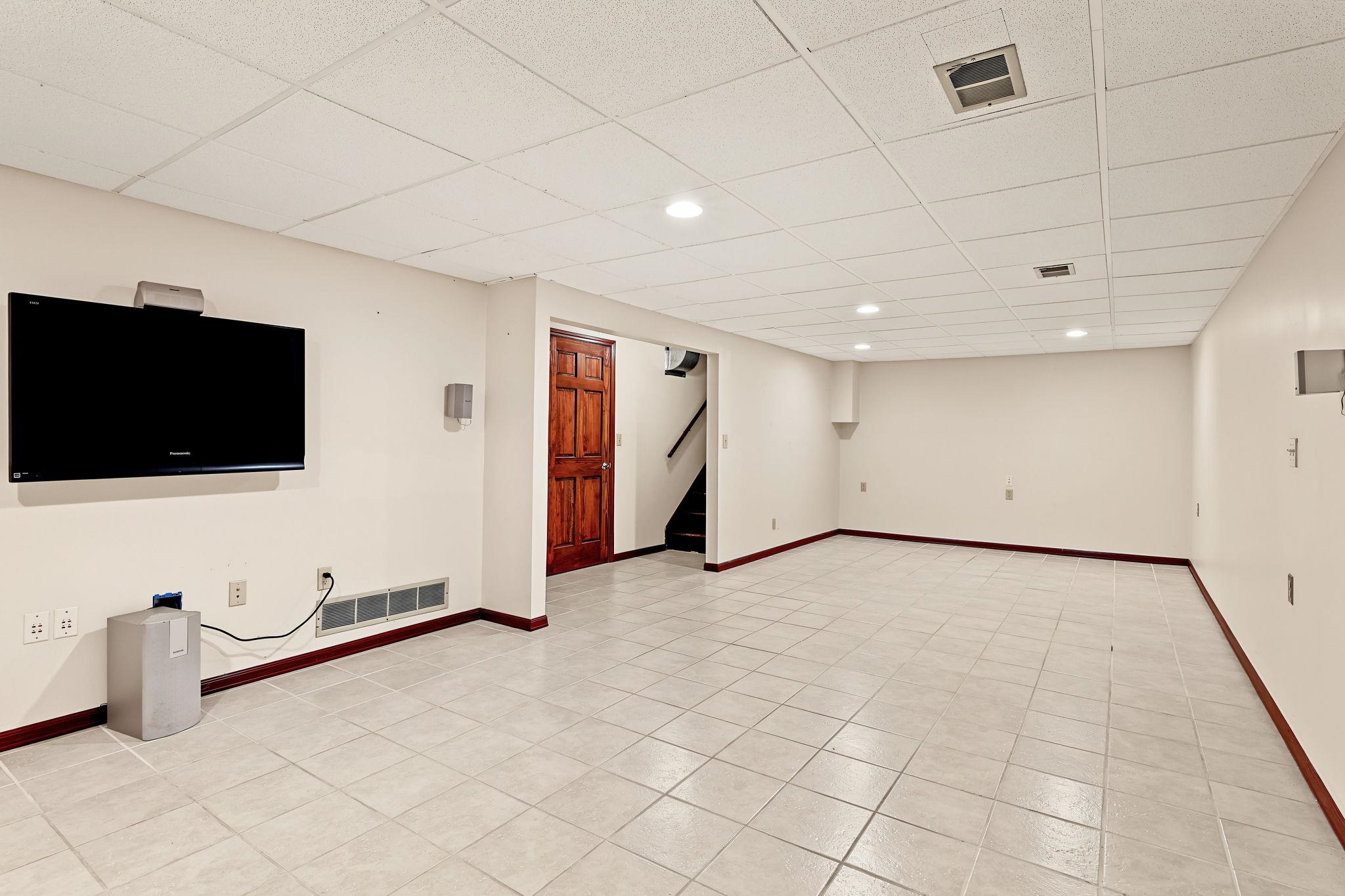 445 N Ohio St Property Photo 23
