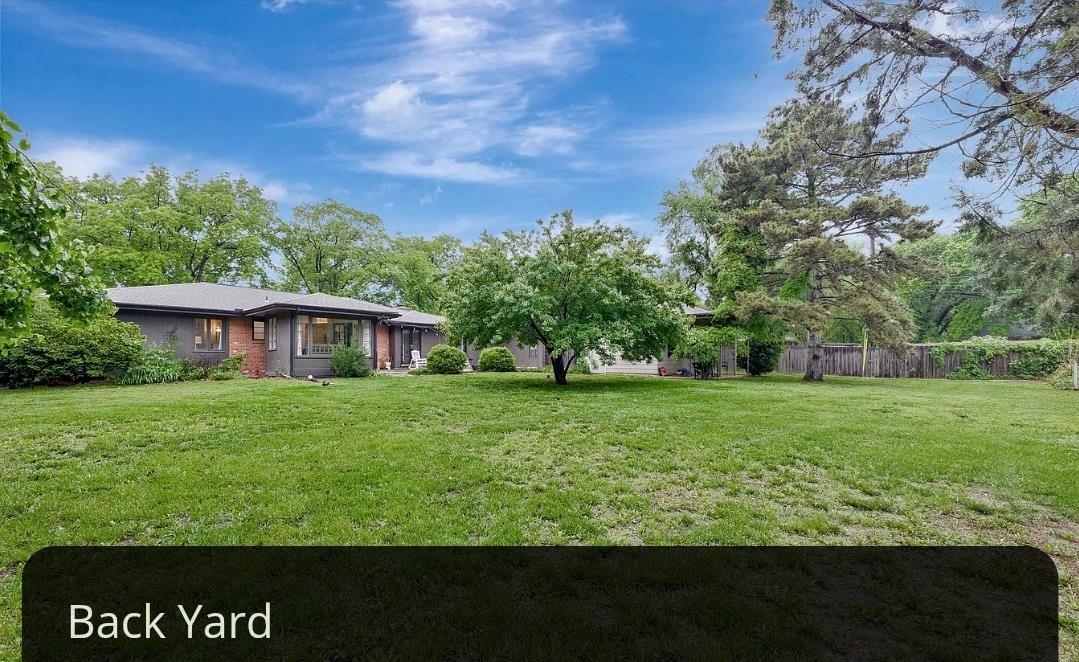 414 Courtleigh Dr Property Photo 33