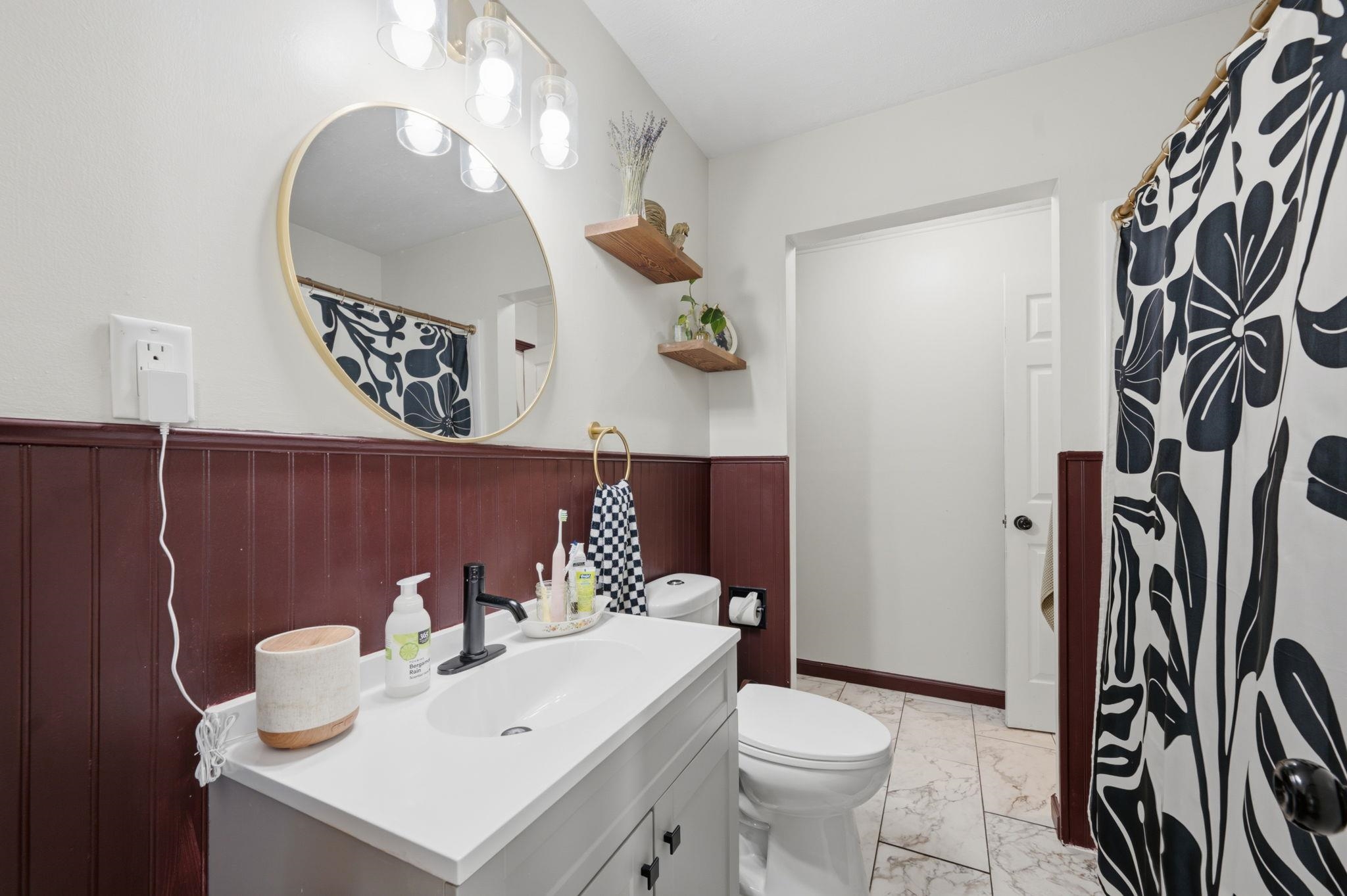 1106 N Taylor Property Photo 15