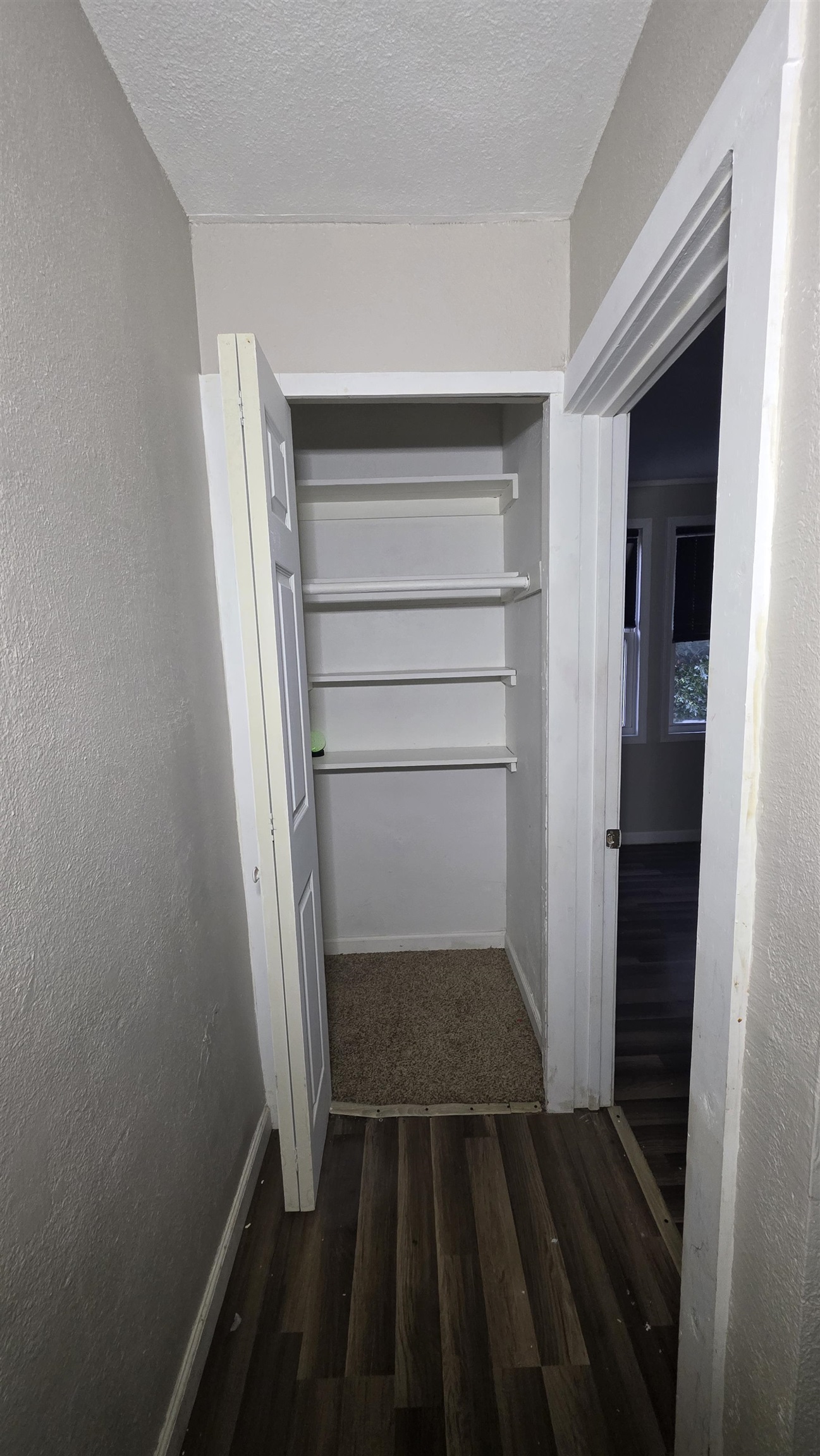 1461 S Pershing Ct Property Photo 7