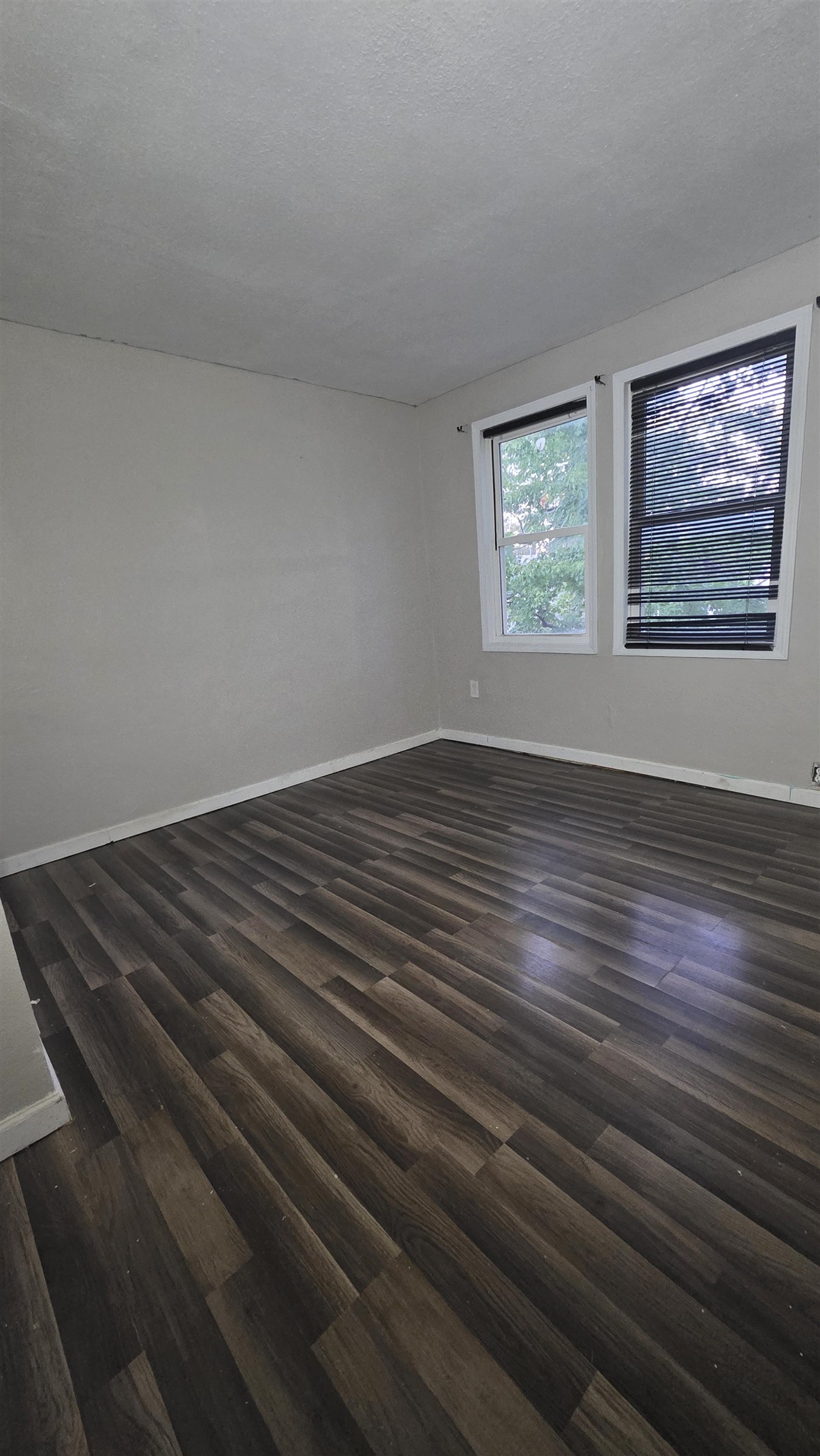 1461 S Pershing Ct Property Photo 9