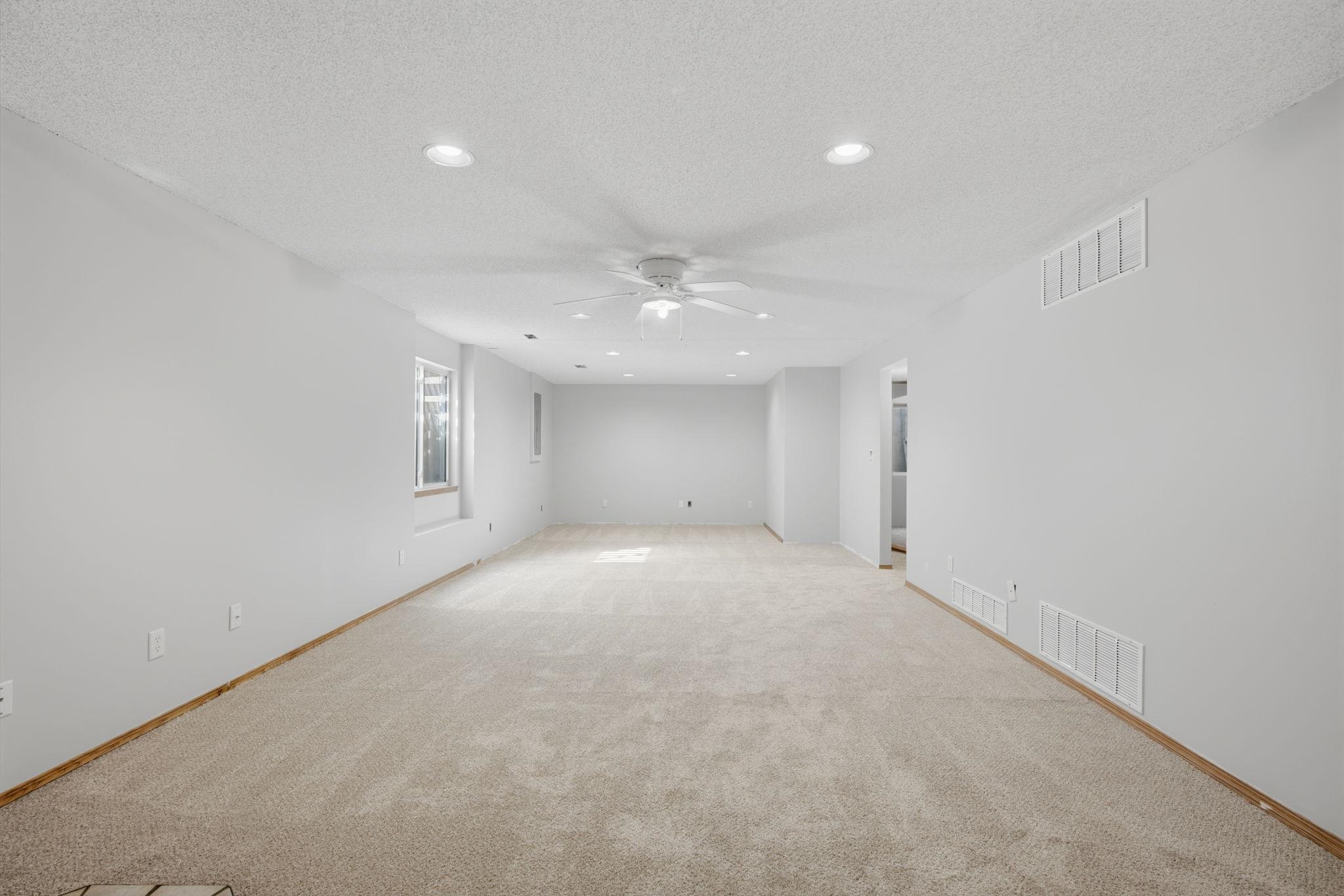 1708 N Cleary Ln Property Photo 18