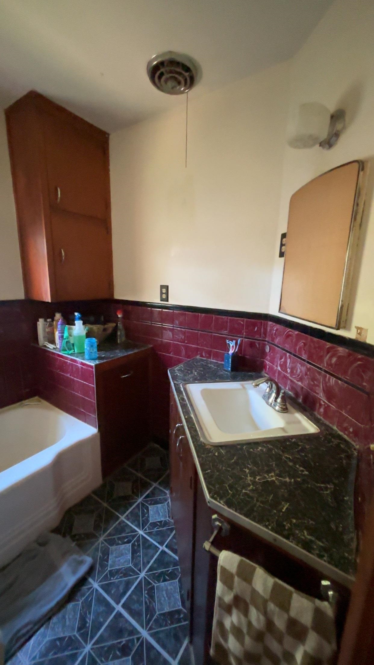 140 N Circle Dr Property Photo 8