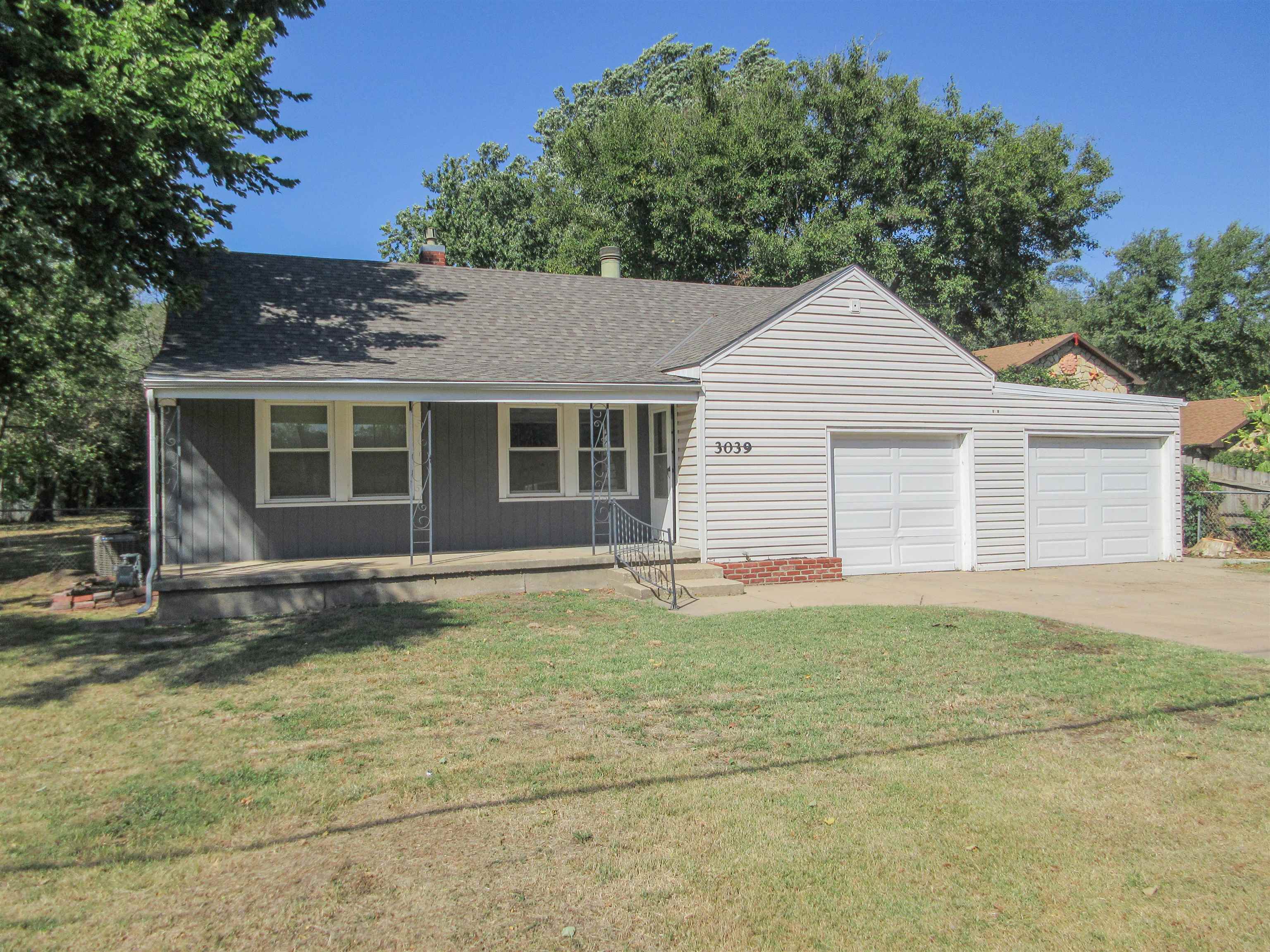 3039 N Salina