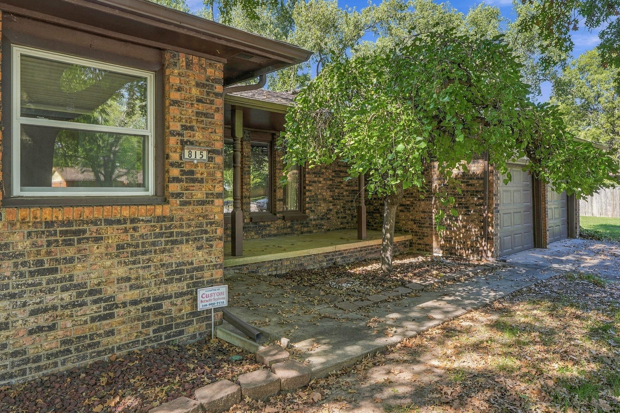 815 N Toh N Hah Trail Property Photo 3