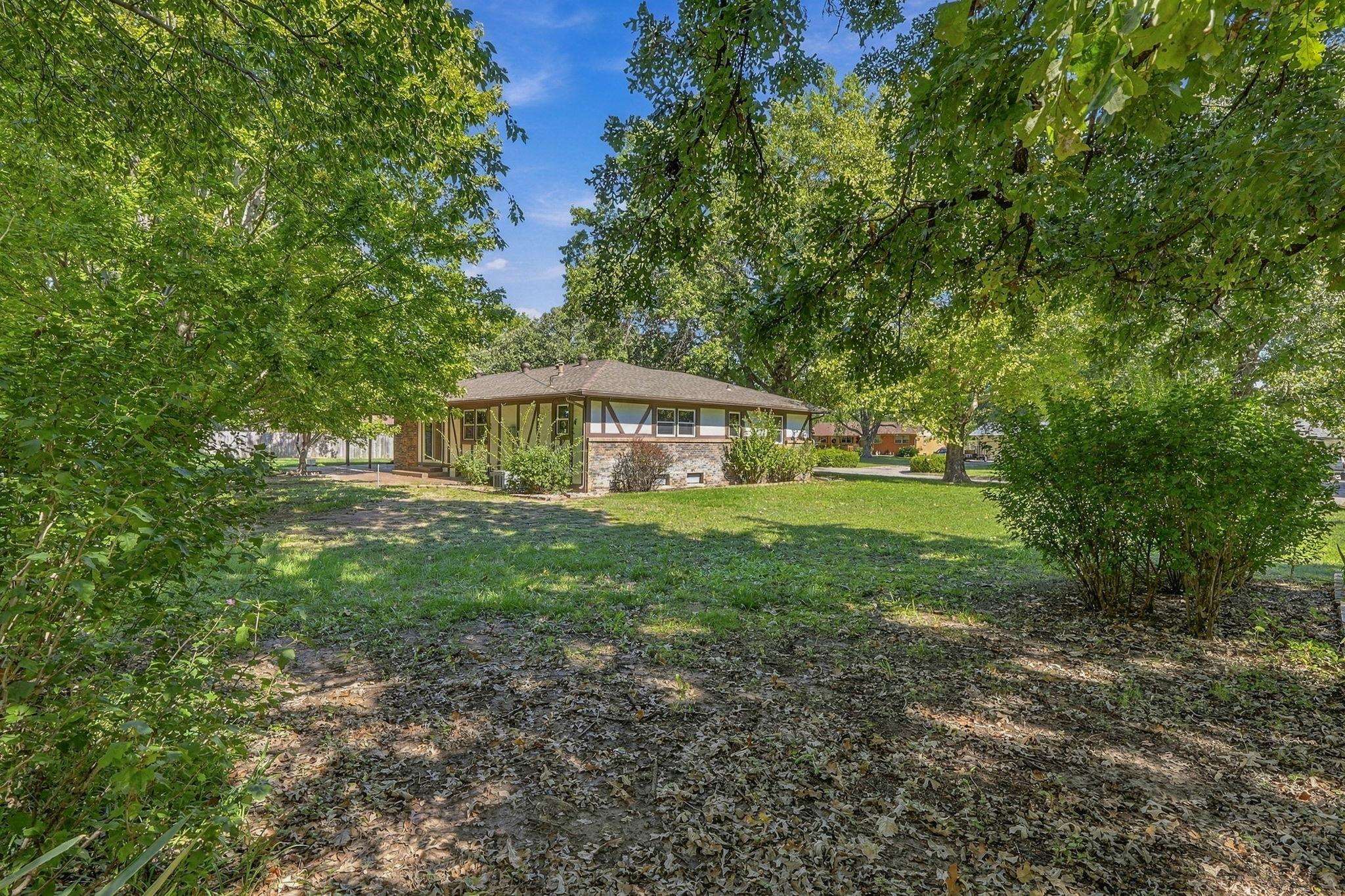815 N Toh N Hah Trail Property Photo 32