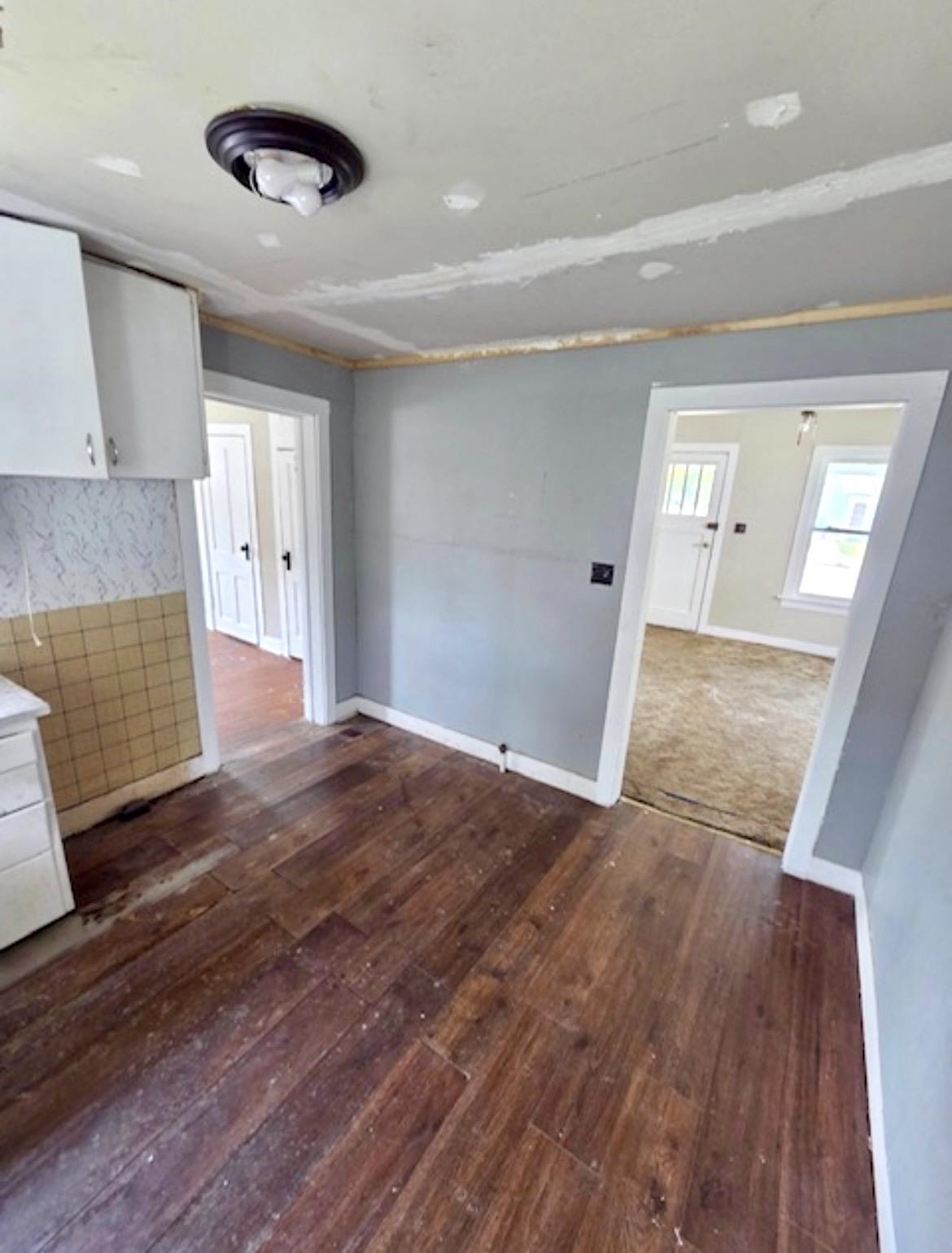 524 S Randall Property Photo 8