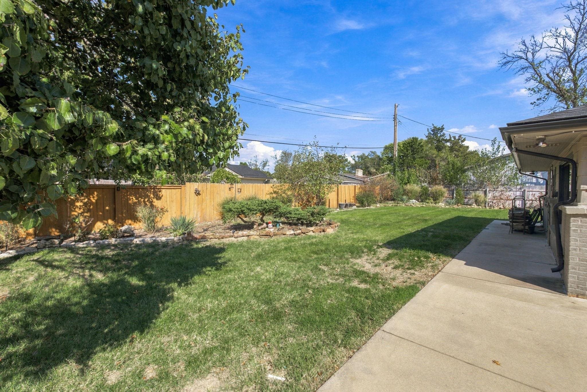 6306 E Willowbrook Rd Property Photo 32