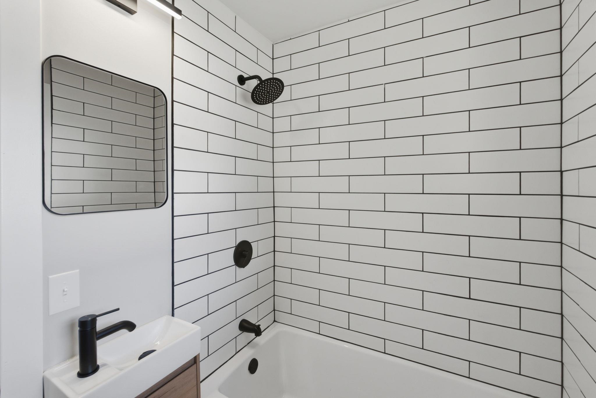1116 N Saint Paul Property Photo 4