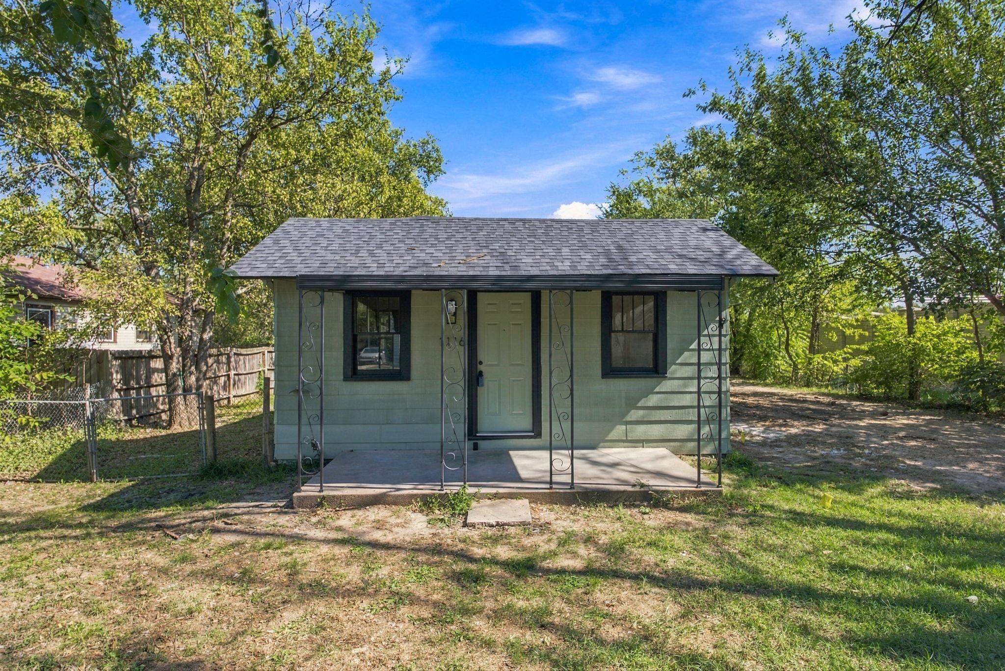 1116 N Saint Paul Property Photo 7
