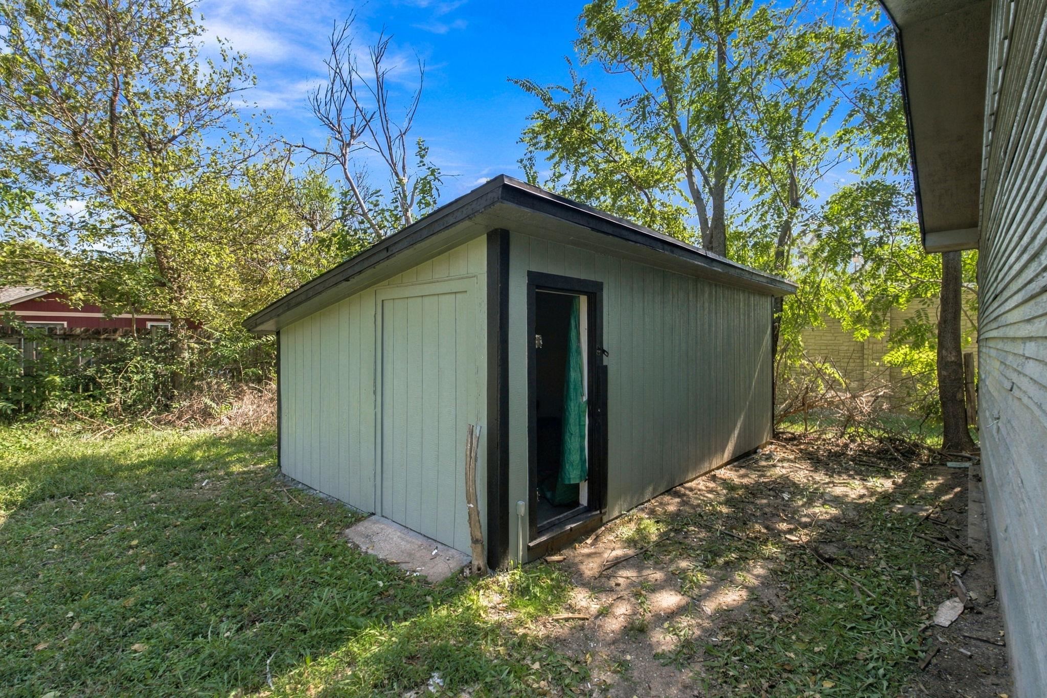 1116 N Saint Paul Property Photo 27