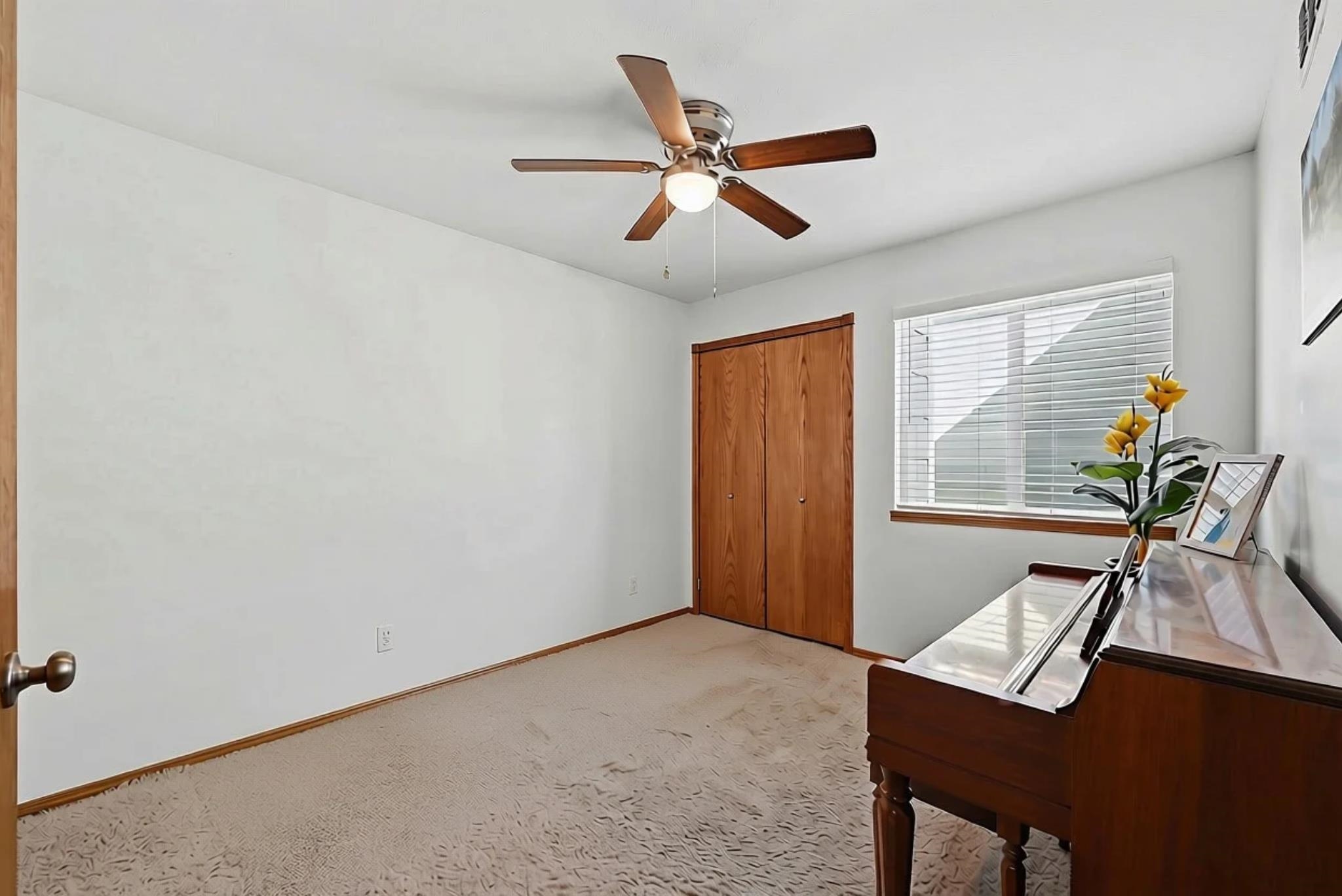 2419 S Westgate Property Photo 17